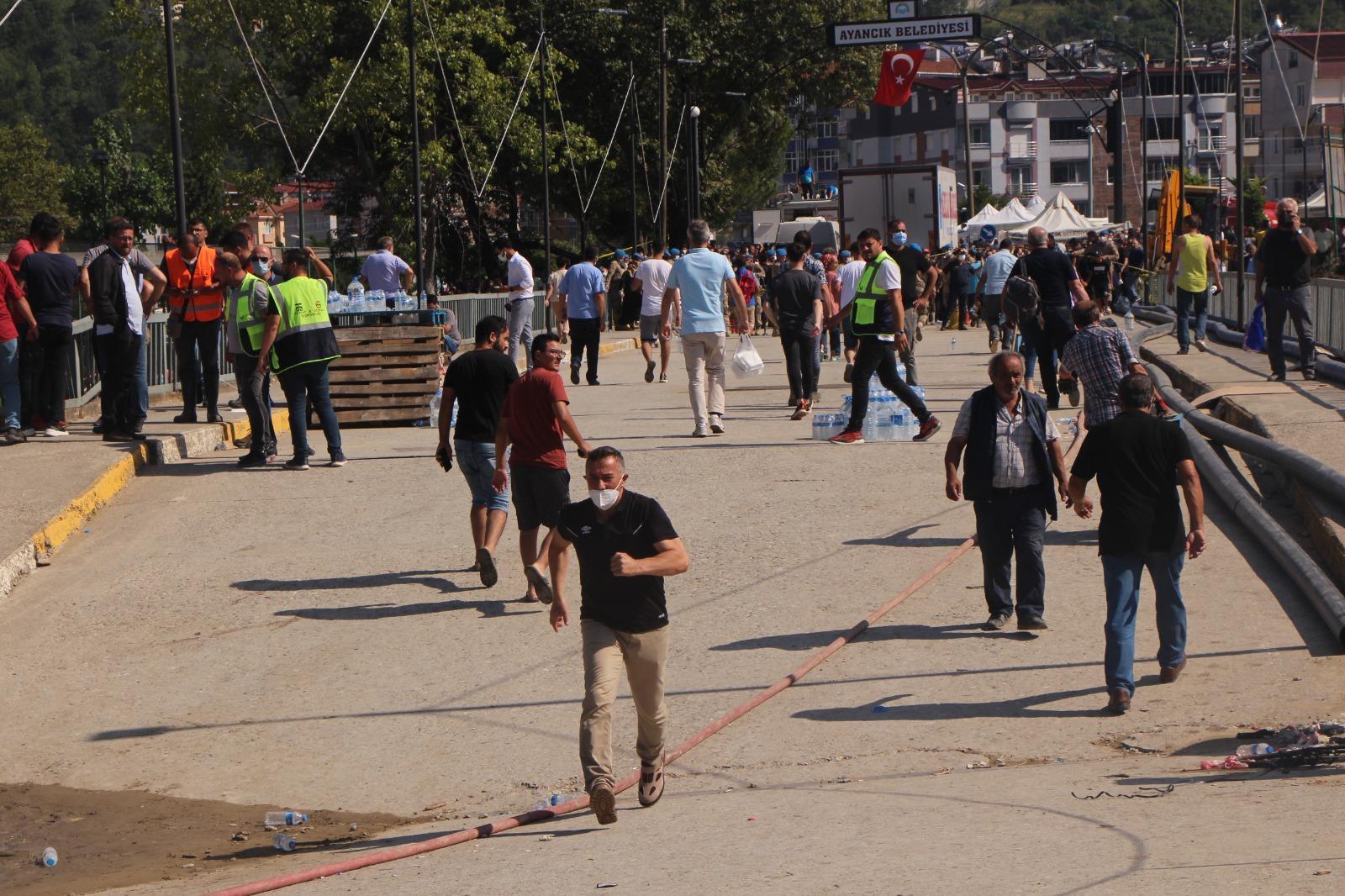 Sinop’ta selin izleri siliniyor