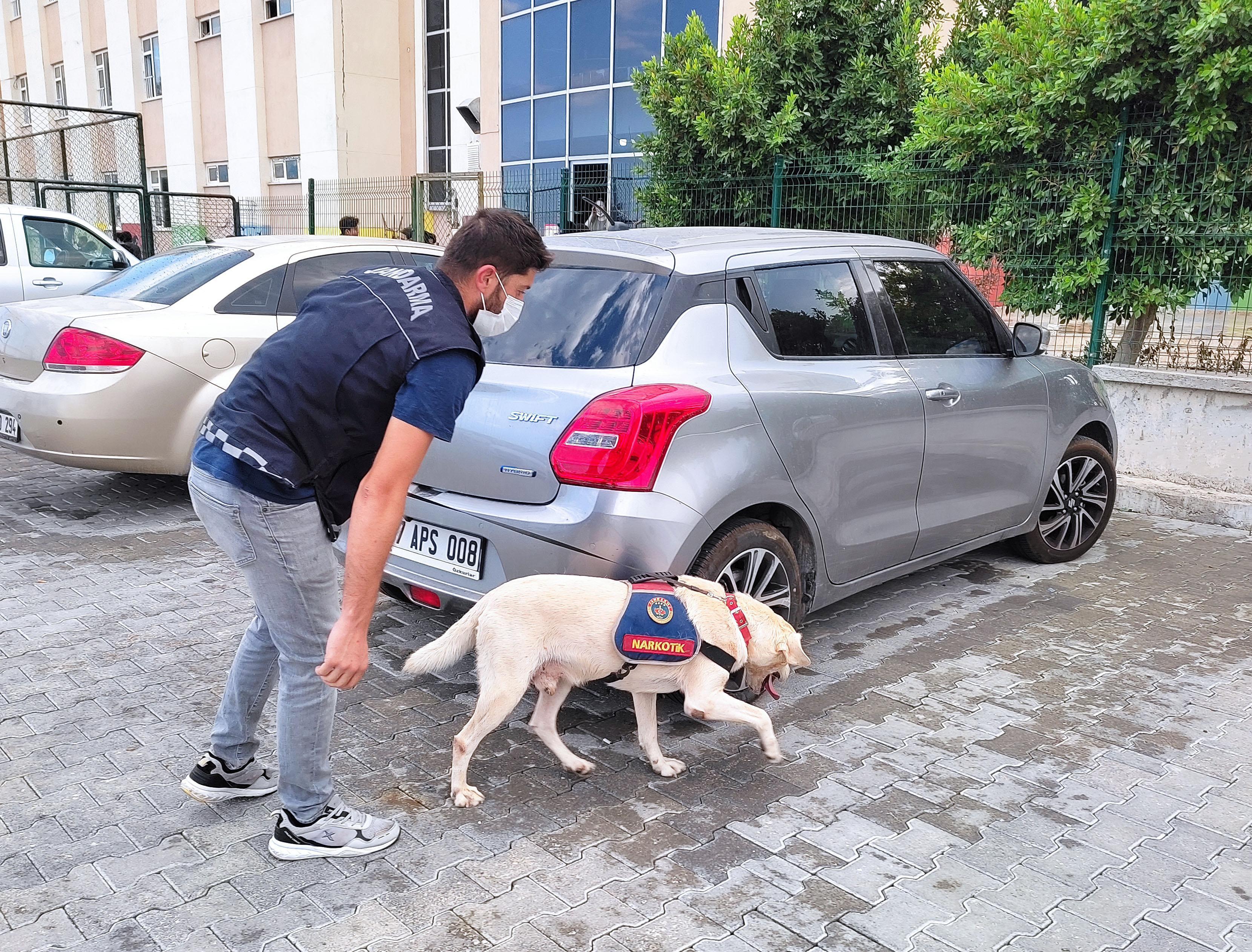 Antalyadaki uygulamada okul servis şoförünün uyuşturucu testi pozitif çıktı