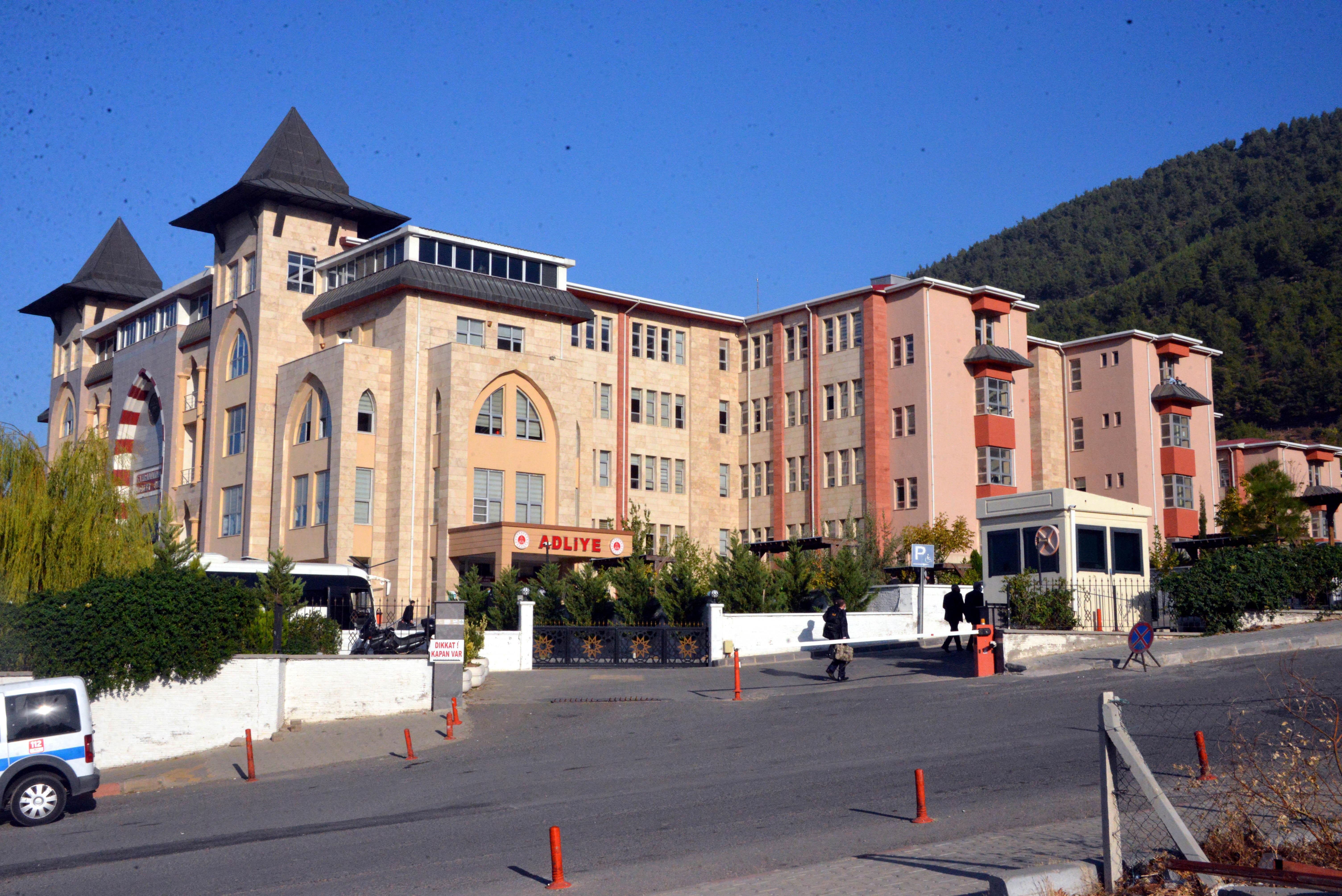 Yazıcıoğlu davasında FETÖden tutuklu olan sanıklar, bu kez mahkeme salonuna getirildi