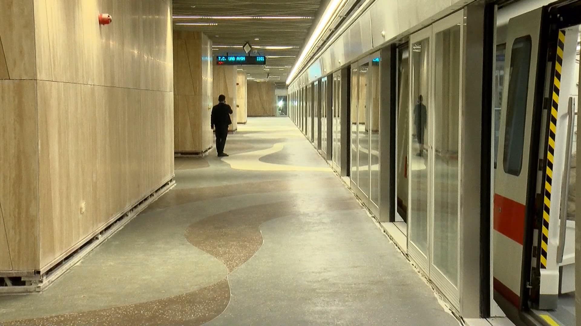 İstanbul Havalimanı-Gayrettepe Metro Hattında ilk test sürüşünü Bakan Karaismailoğlu yaptı