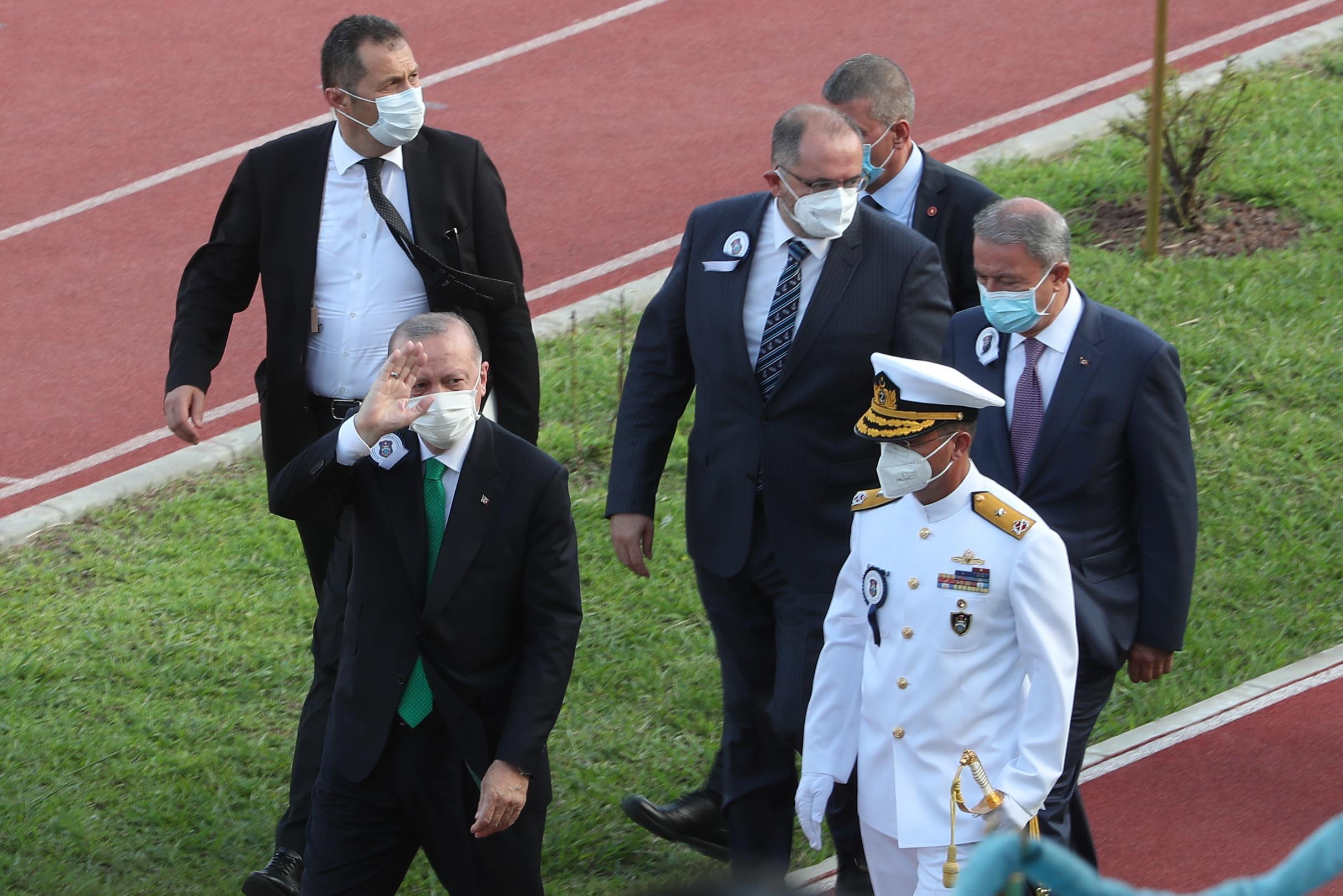 Cumhurbaşkanı Erdoğan MSÜ Deniz ve Hava Harp Okulu diploma törenine katıldı