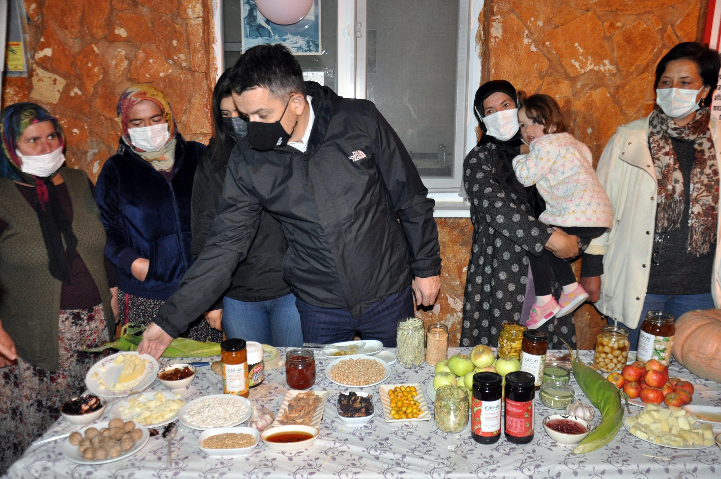 Bakan Pakdemirli, Elektronik Hayvan Takip Sistemini tanıttı