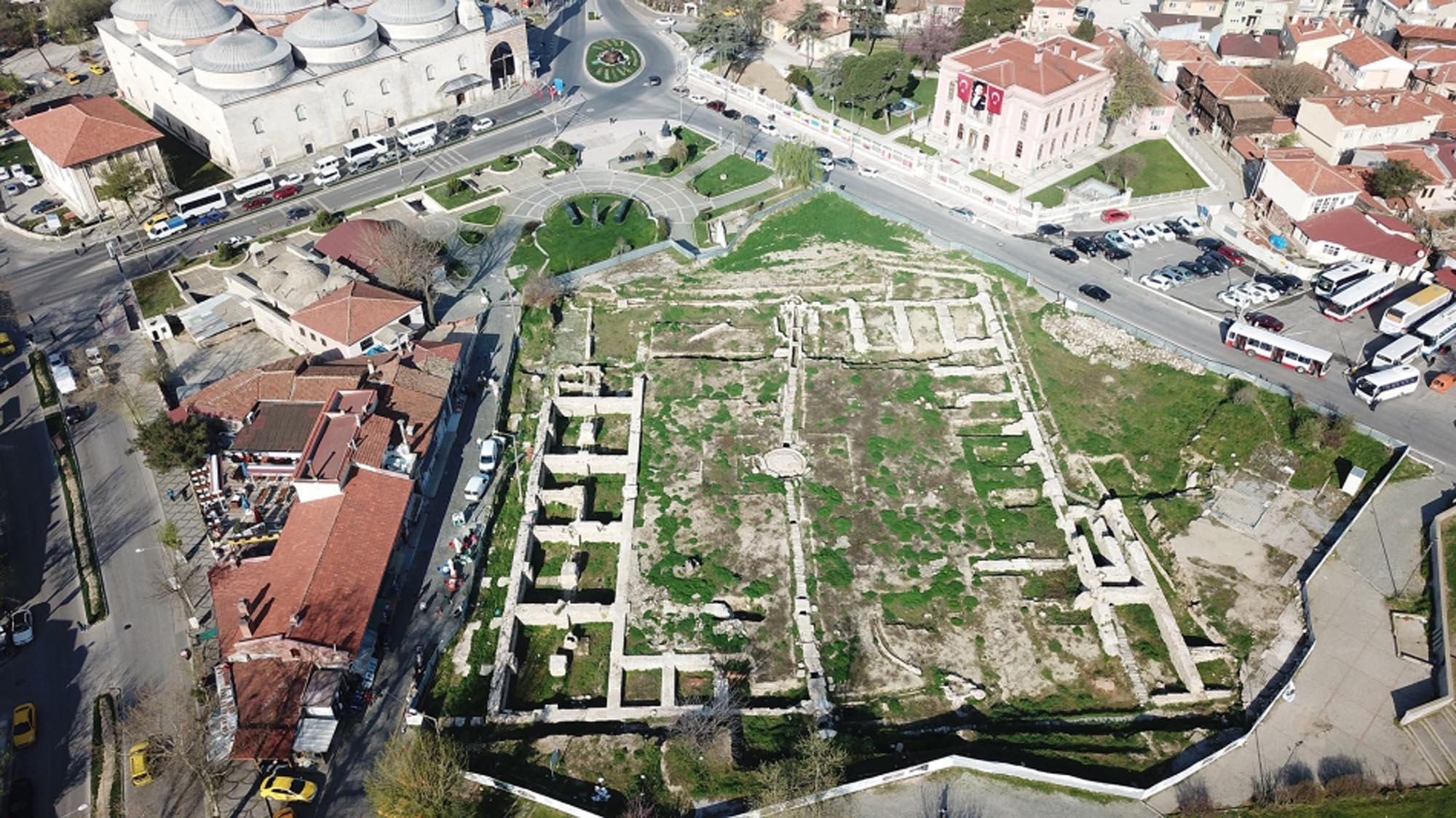 Selimiye Camiinin çevre düzenlemesinde Yemiş Kapanı Hanı Koruma protokolü onaylandı