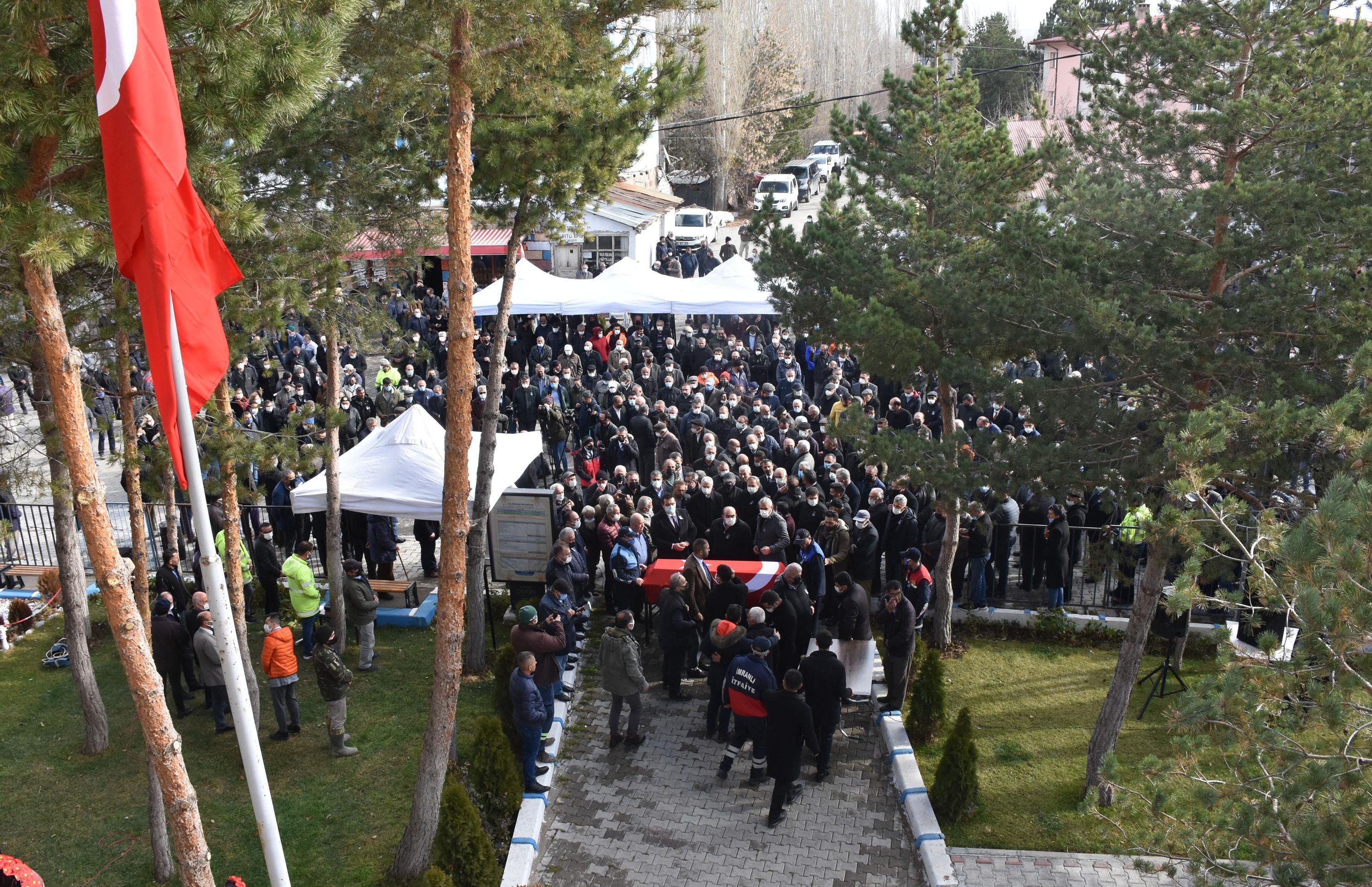 Kazada hayatını kaybeden İmranlı Belediye Başkanı Açıl için tören