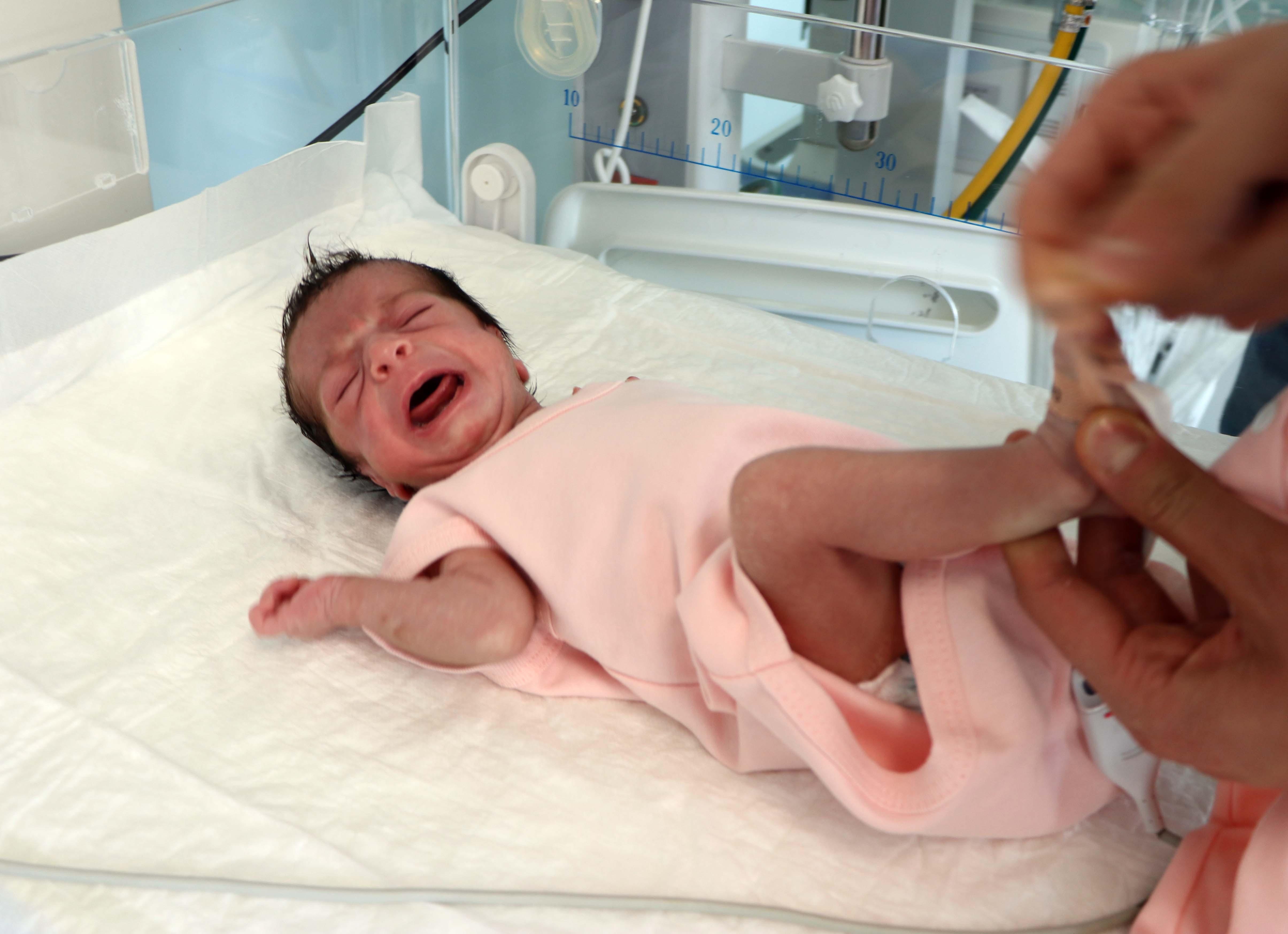 Nesrin bebek sağlığına kavuştu