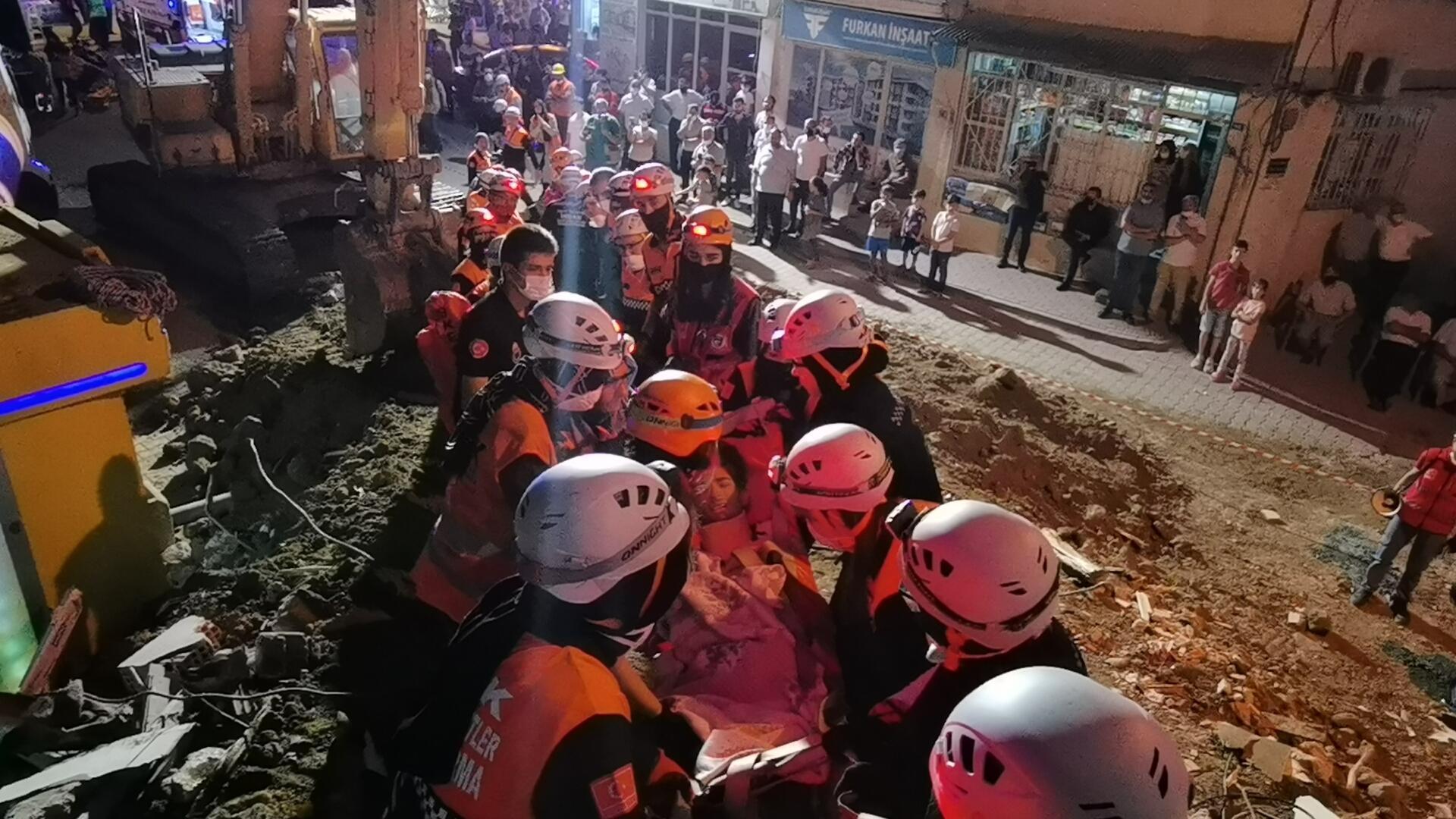 Bursada gerçeğini aratmayan deprem tatbikatı