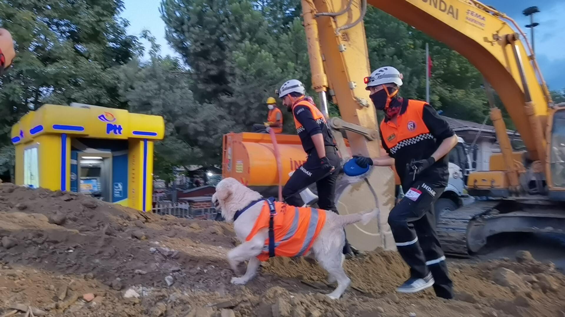 Bursada gerçeğini aratmayan deprem tatbikatı