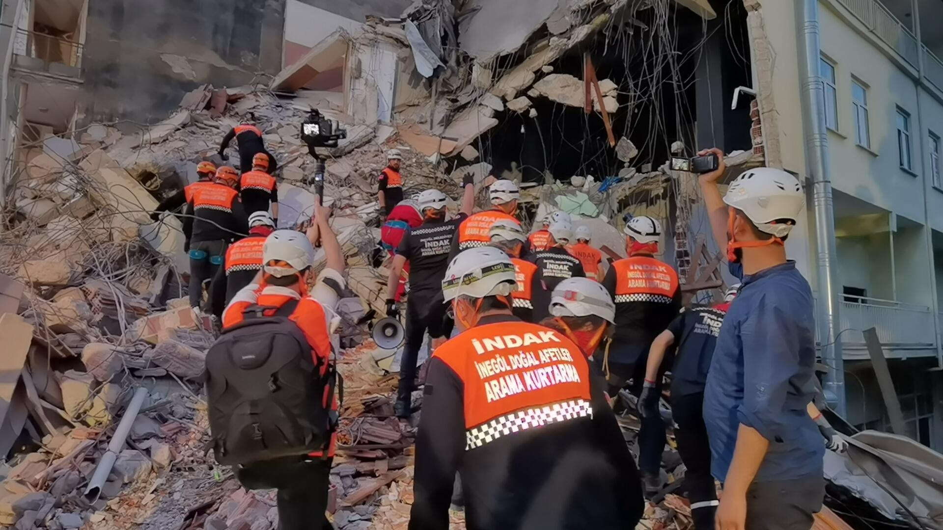 Bursada gerçeğini aratmayan deprem tatbikatı
