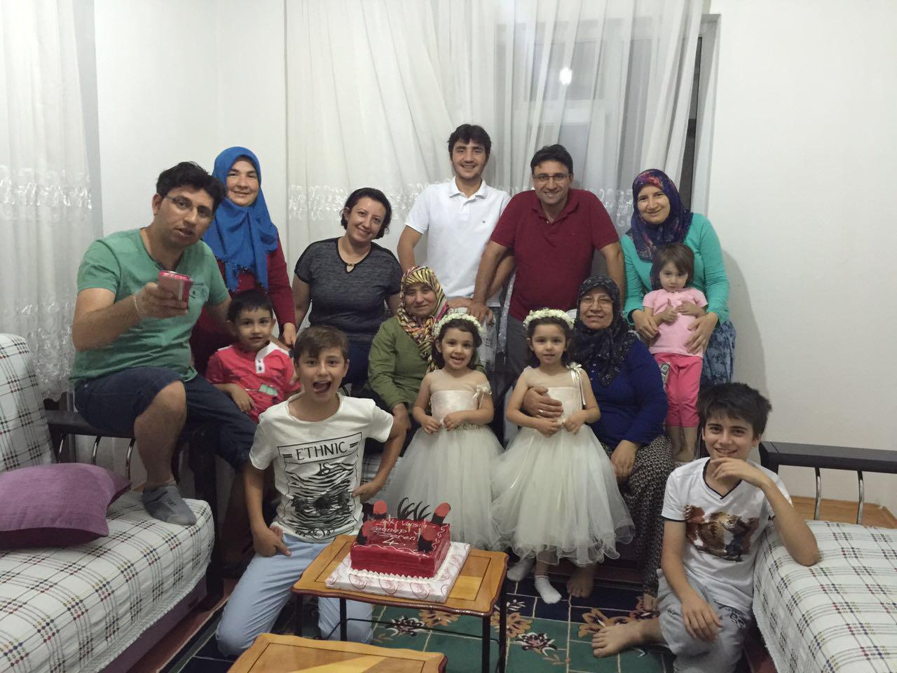 Kahreden kaza; anne öldü, eşi ve oğlu ağır yaralandı