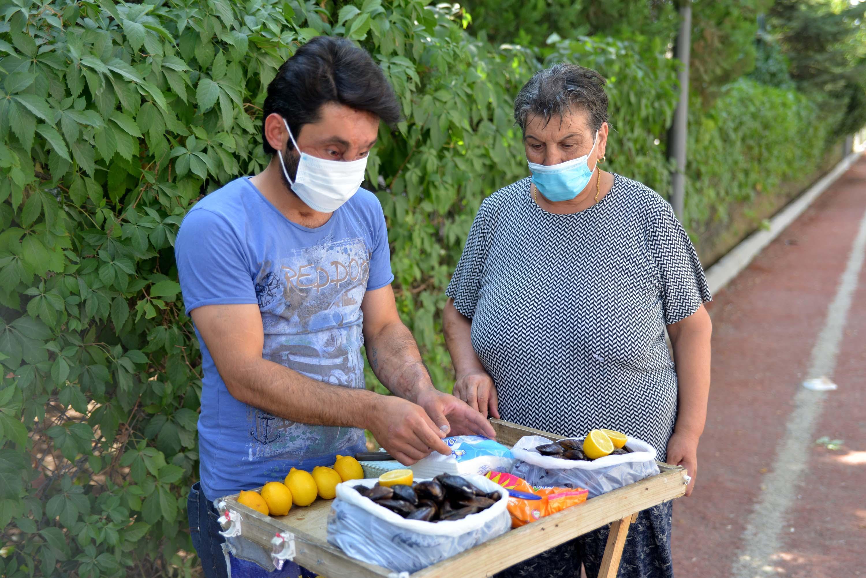 Yüzünün yarısını kaybeden Ahmetin tek hayali normal insanlar gibi yaşamak