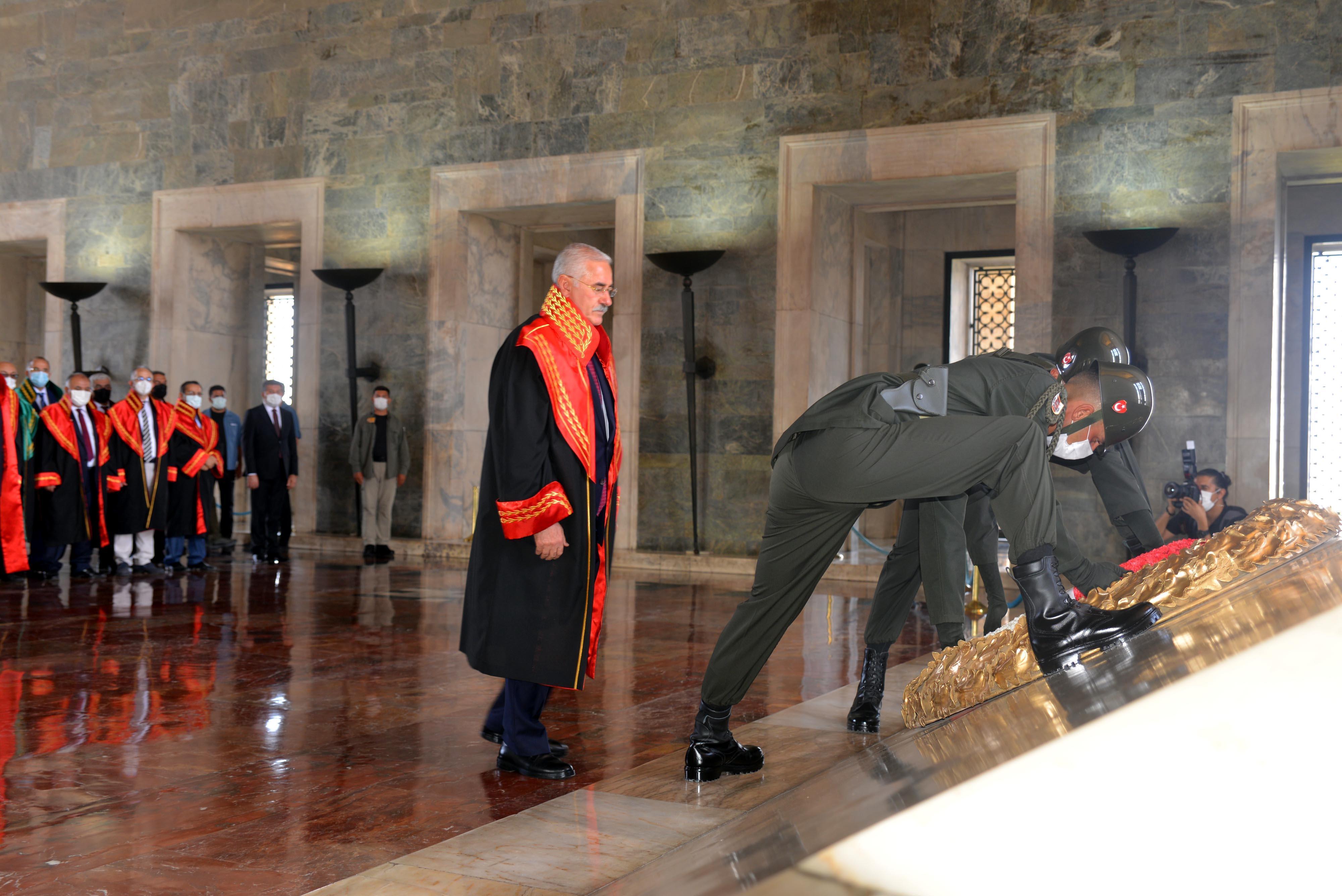 Yargıtay üyelerinden Anıtkabire ziyaret