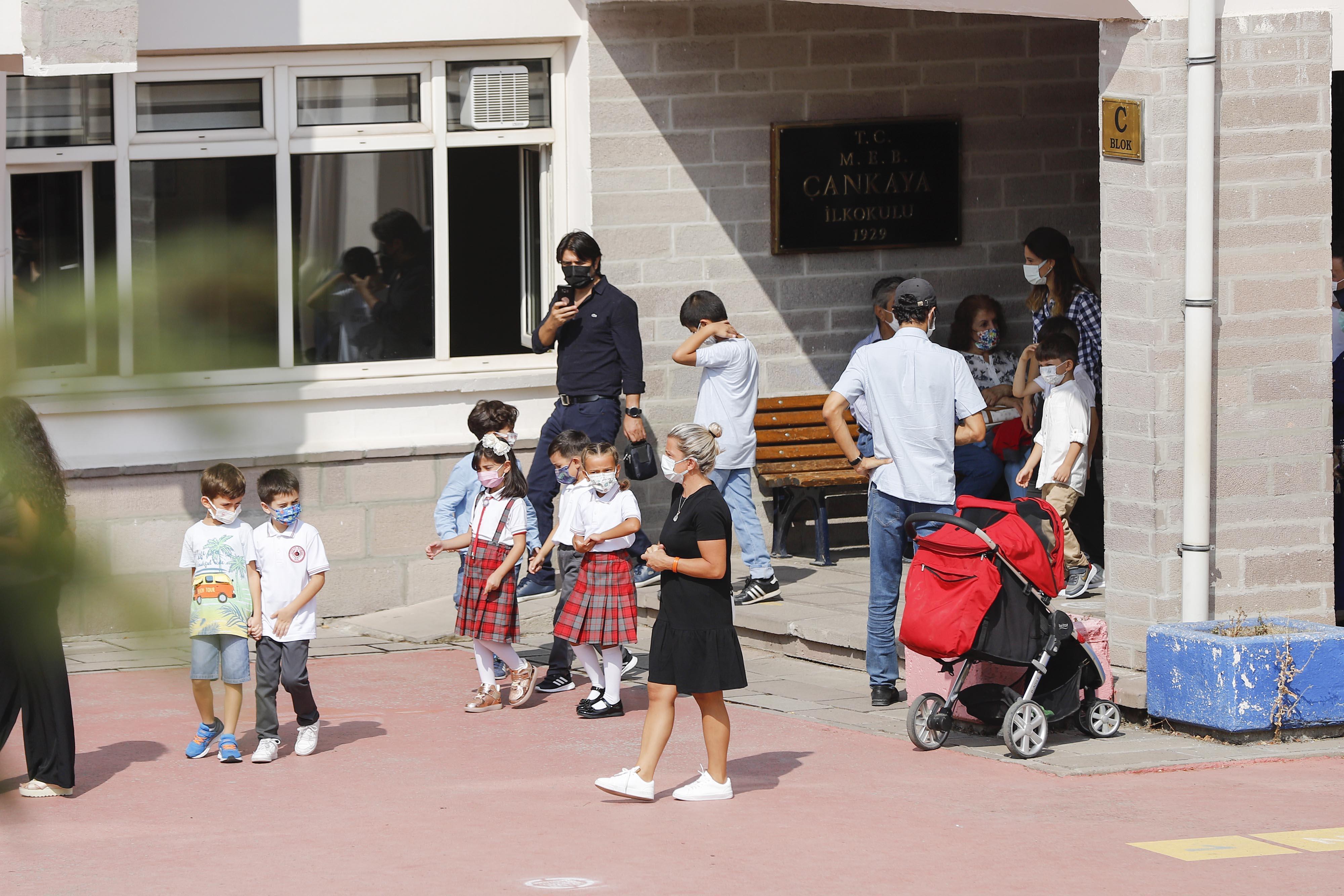 Ankarada yüz yüze uyum eğitimi başladı