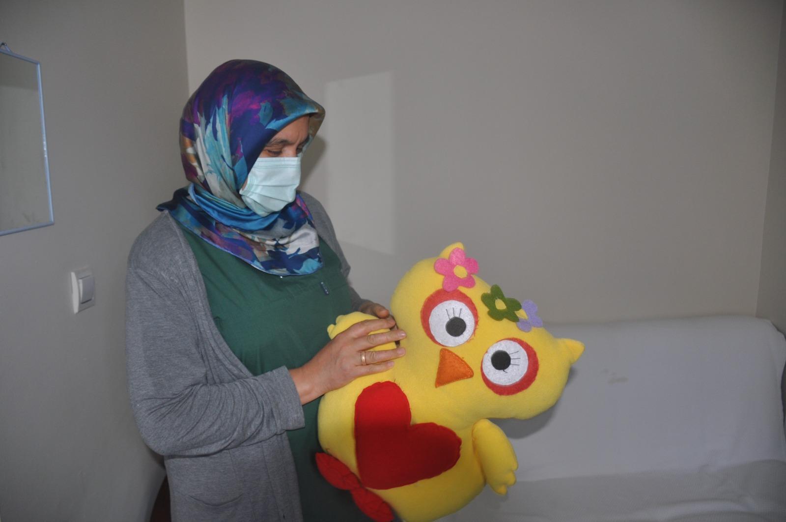 Koronavirüsten ölen Duygu ebe, bebeğini kucağına almayı hayal ediyormuş