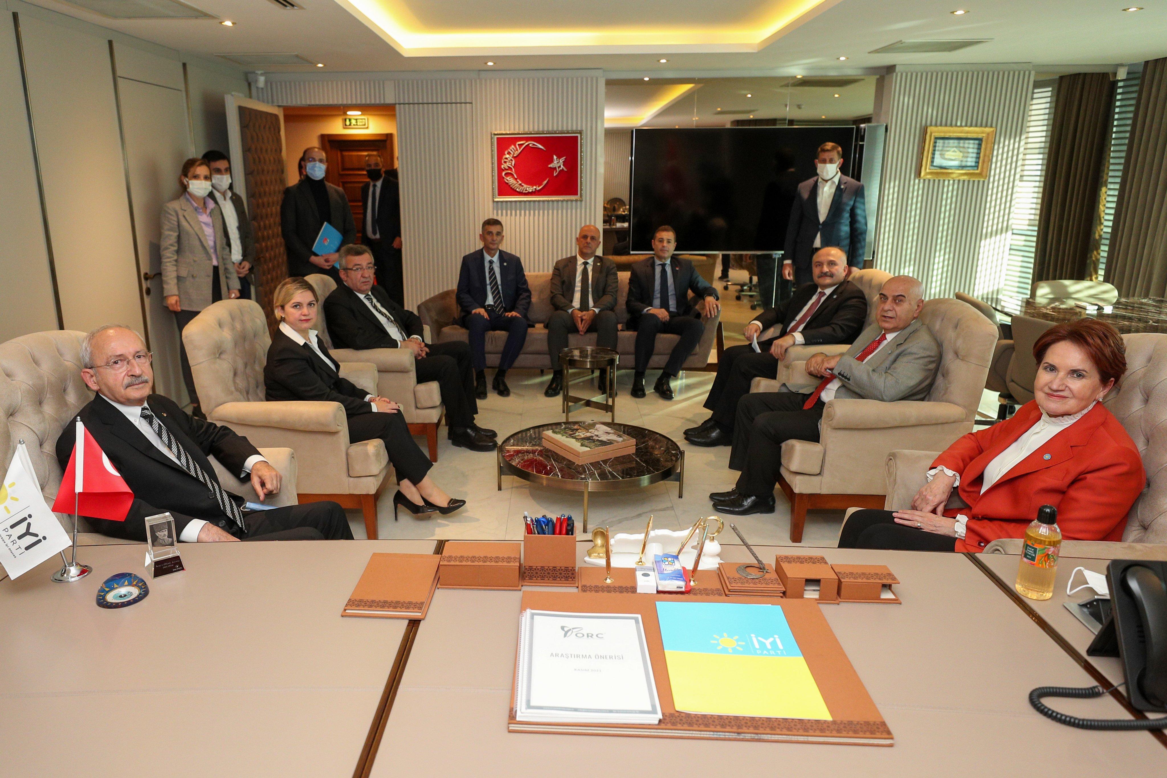 Kılıçdaroğlundan Akşenere ziyaret