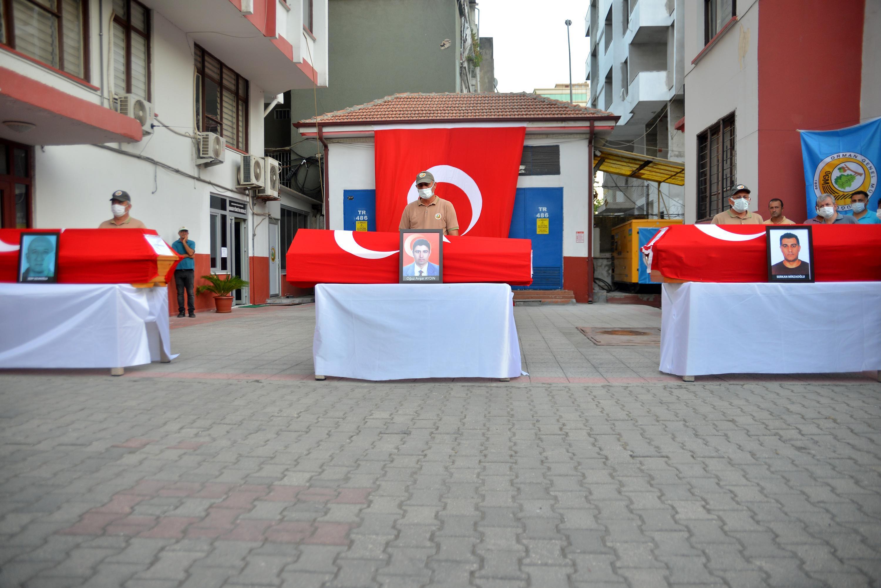 Uçak kazasında hayatını kaybedenlerin otopsisi devam ediyor
