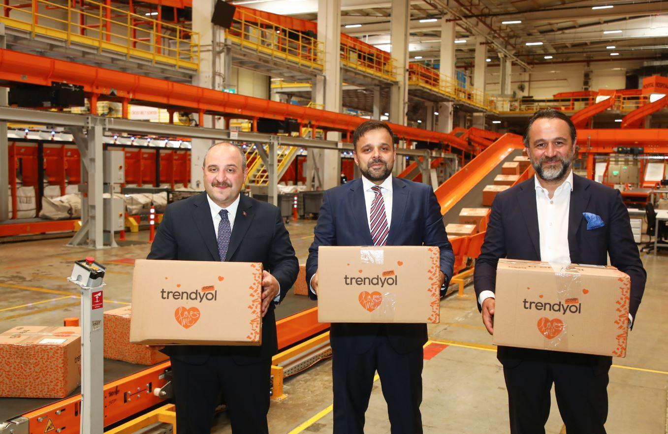 Bakan Varanktan Türkiyenin ilk decacornuna ziyaret