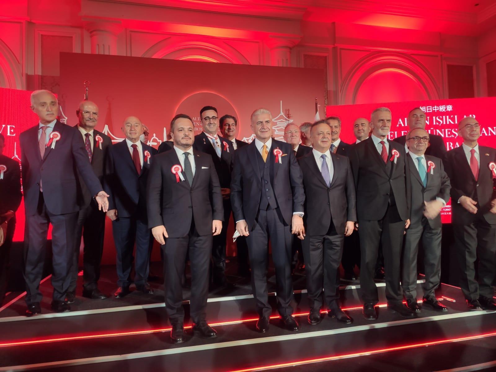 M. İlker Aycıya Japonya Devlet Nişanı