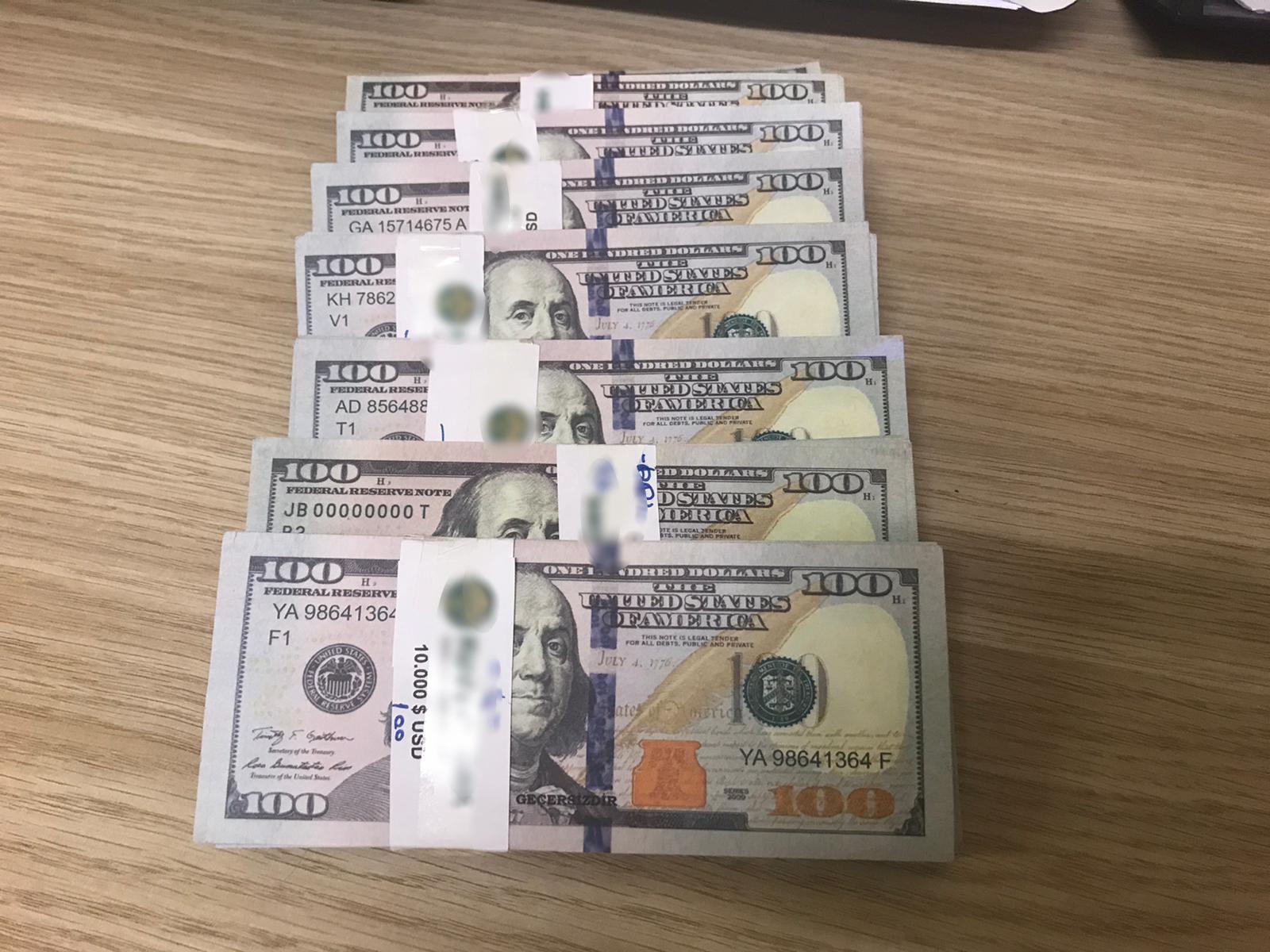 Bakırköyde sahte 80 bin dolarla 20 ton ekmek mayası satın alan Nijeryalı yakalandı