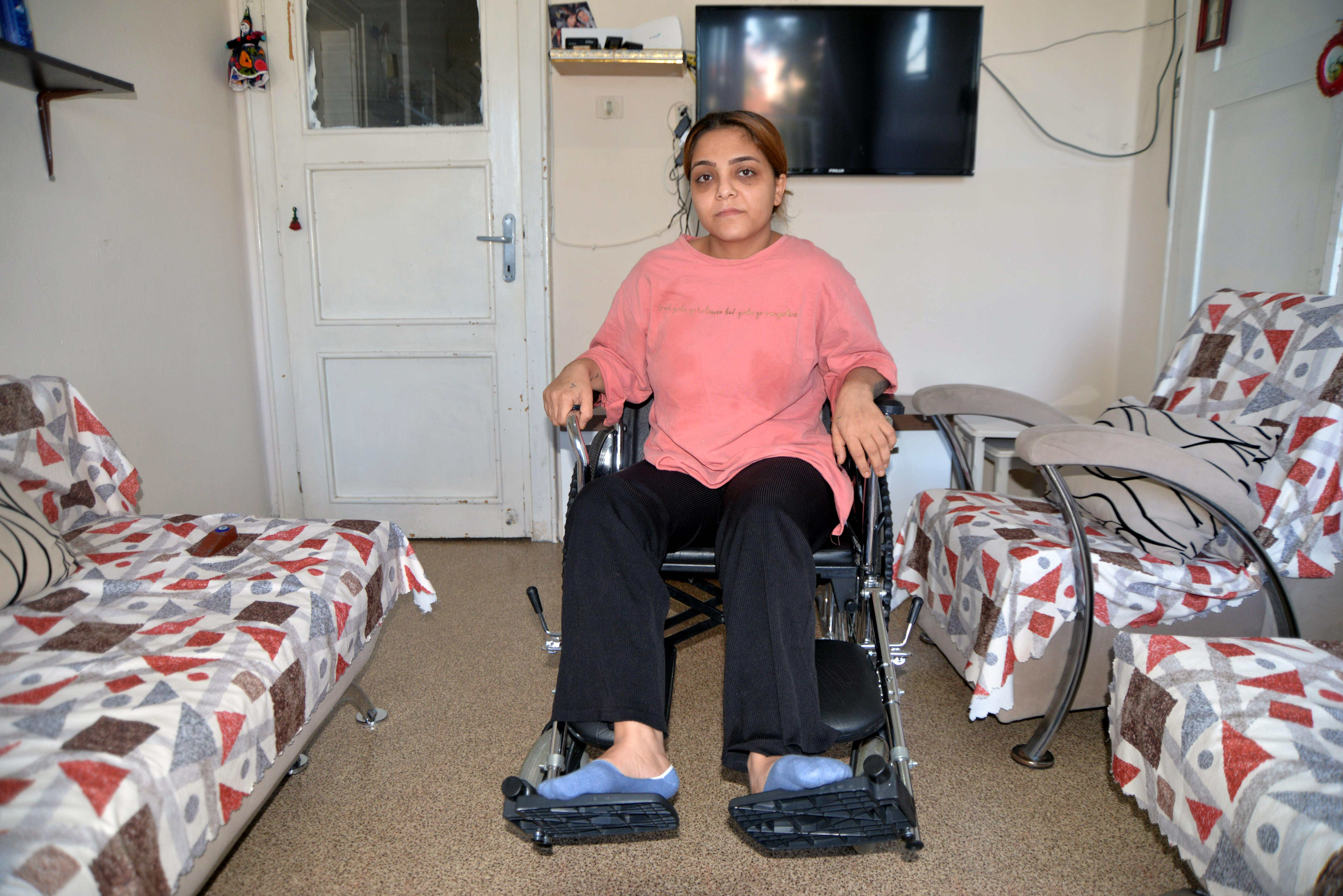 8 kurşunla vurduğu eski eşi tekerlekli sandalyeye mahkum olan sanık, tutuksuz yargılama istedi