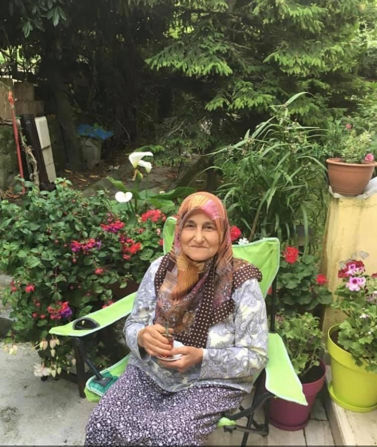 Mete Gazozun acı günü Anneannesi Zarife Tahmaz son yolculuğuna uğurlandı