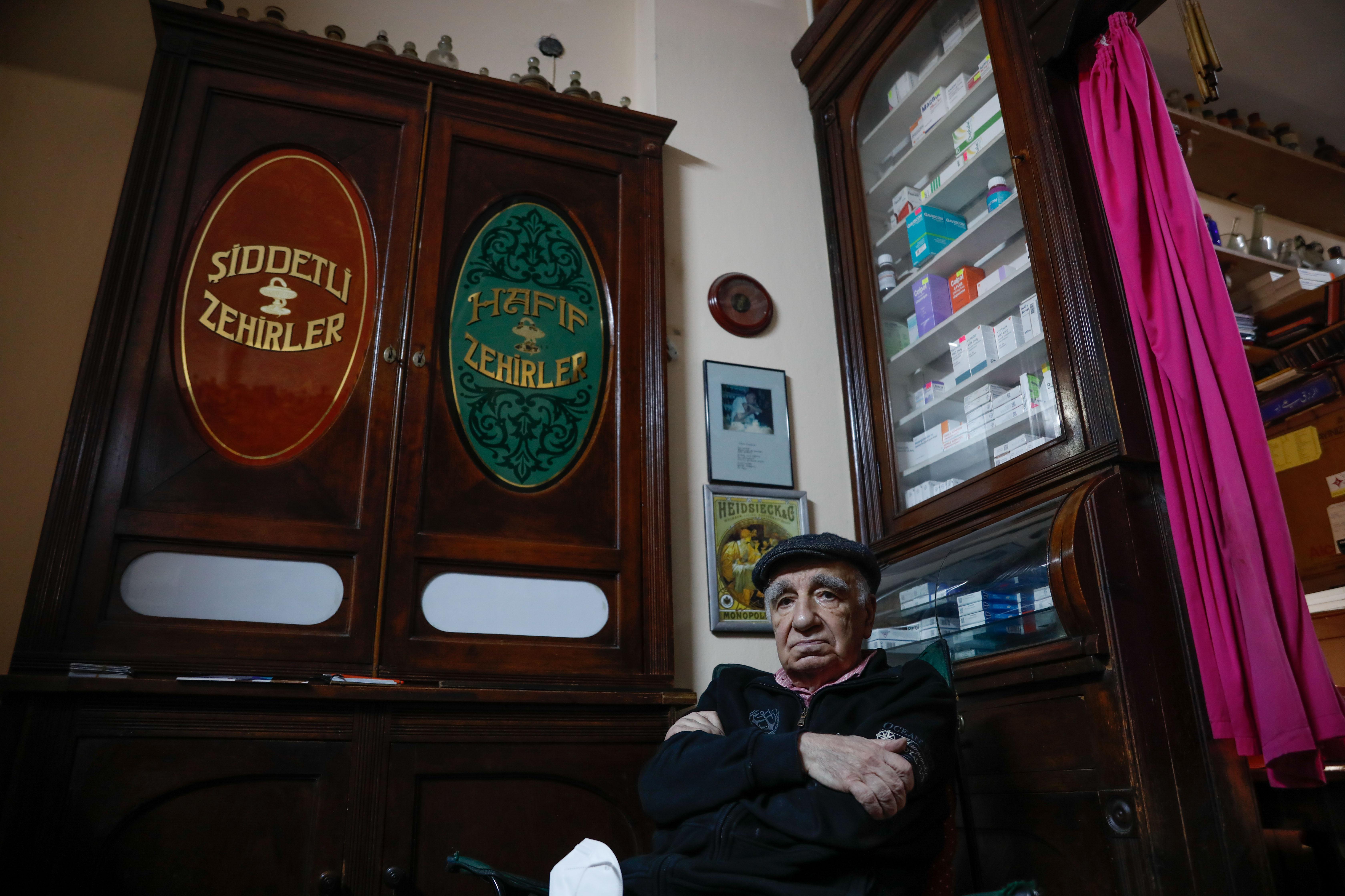 İstanbulun en eski eczanesi 119 yıldır şifa dağıtıyor