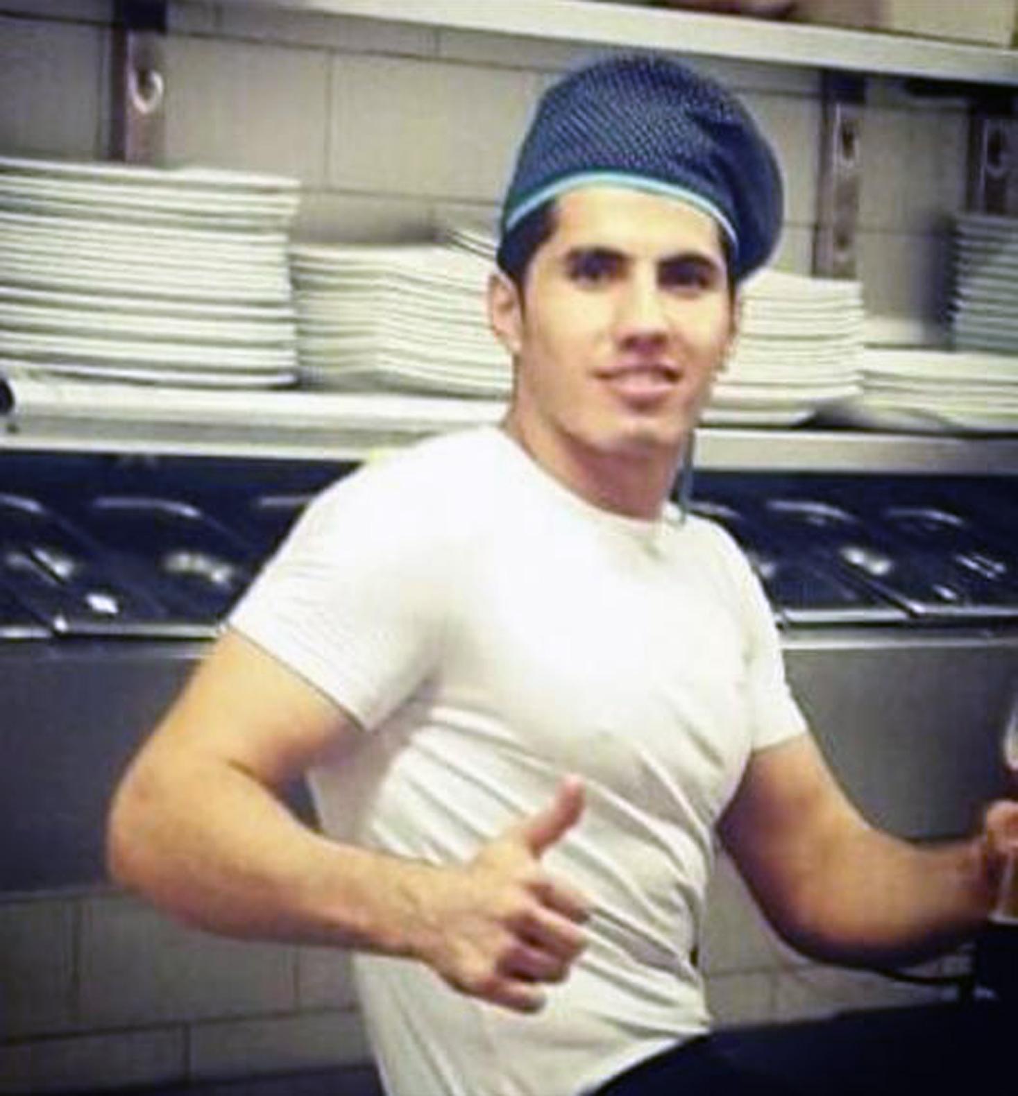 Aşçılıktan dünya kick boks şampiyonluğuna