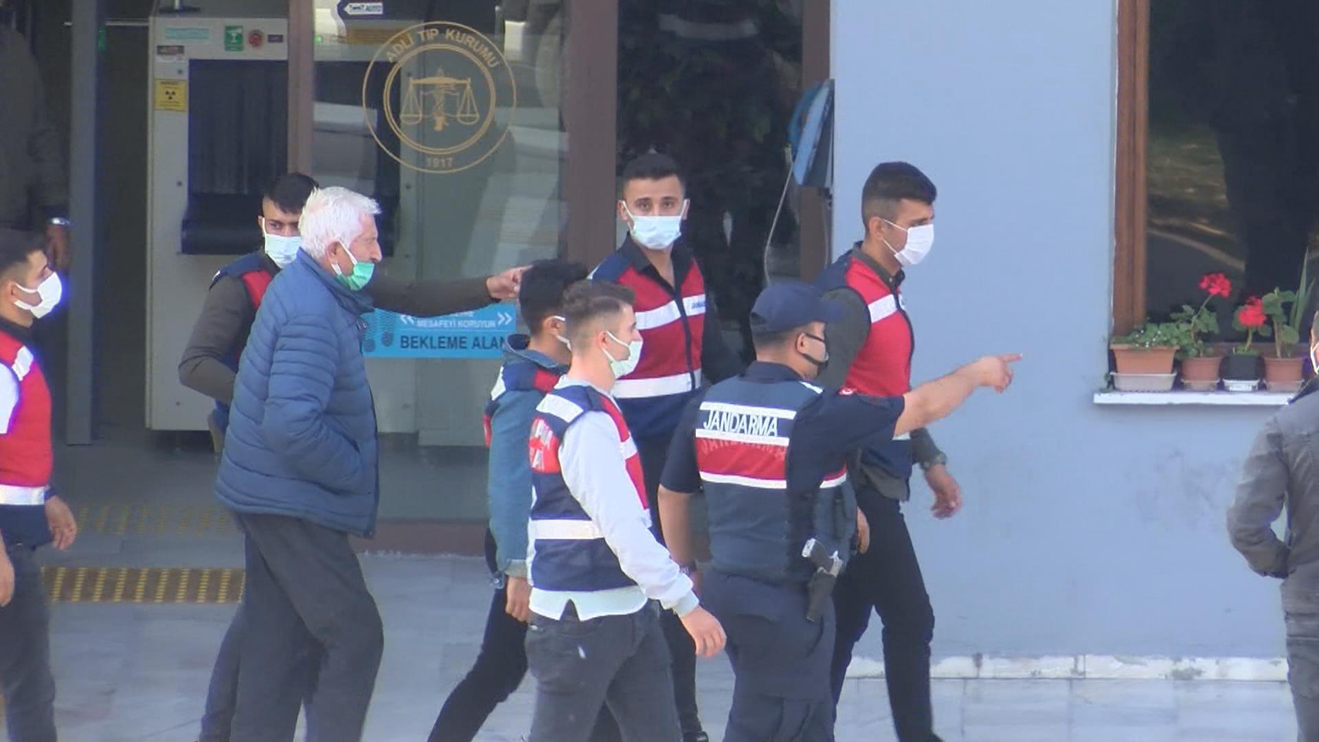 Çevik Bir Adli Tıpta sağlık kontrolünden geçirilirken görüntülendi