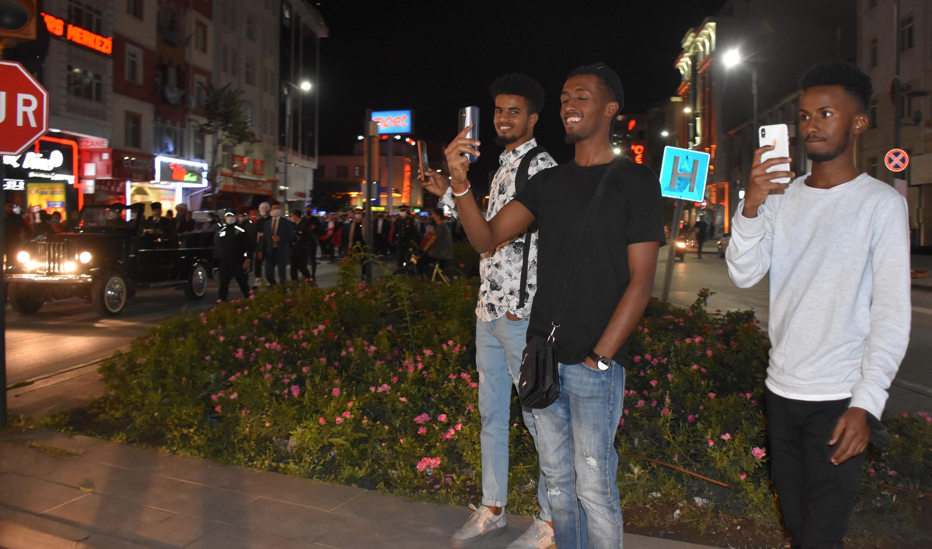 Atatürkün Sivasa gelişi, temsili olarak canlandırıldı