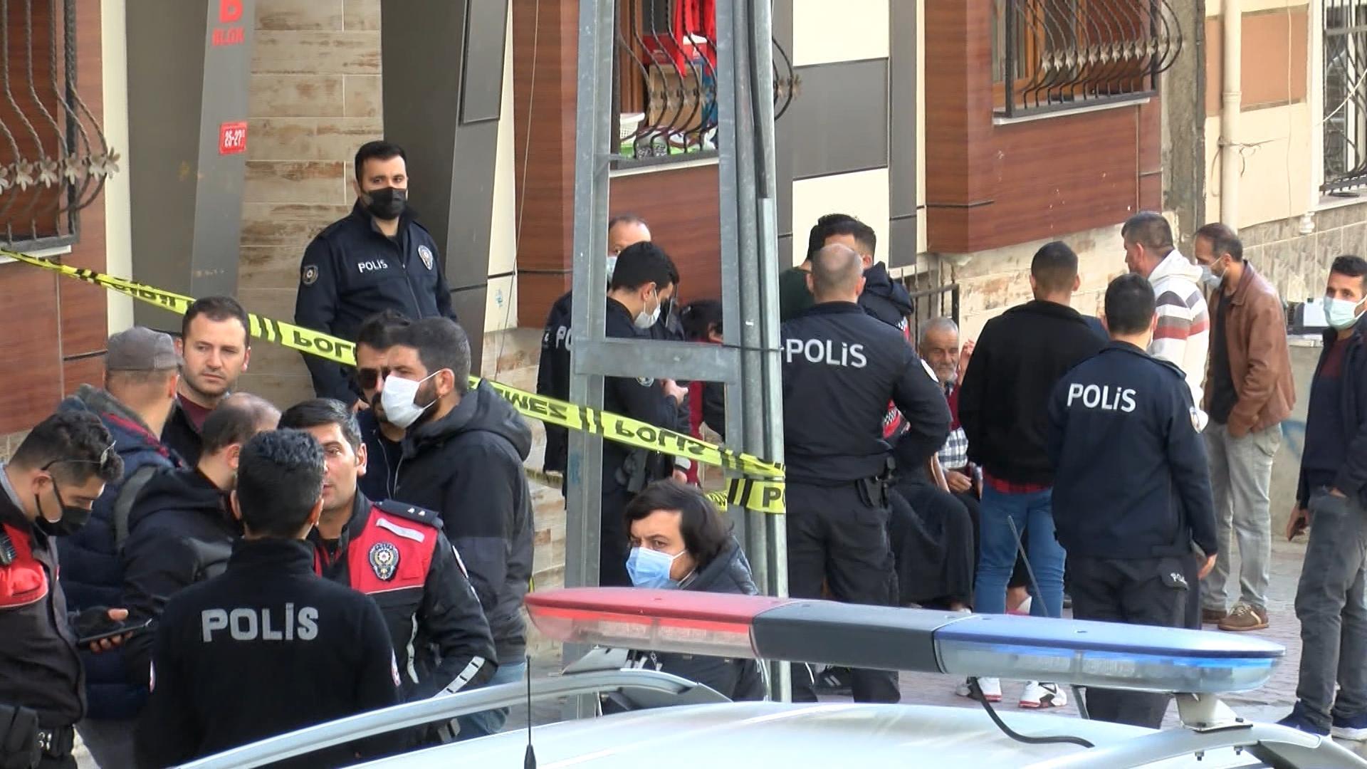 Küçükçekmecede kadın cinayeti