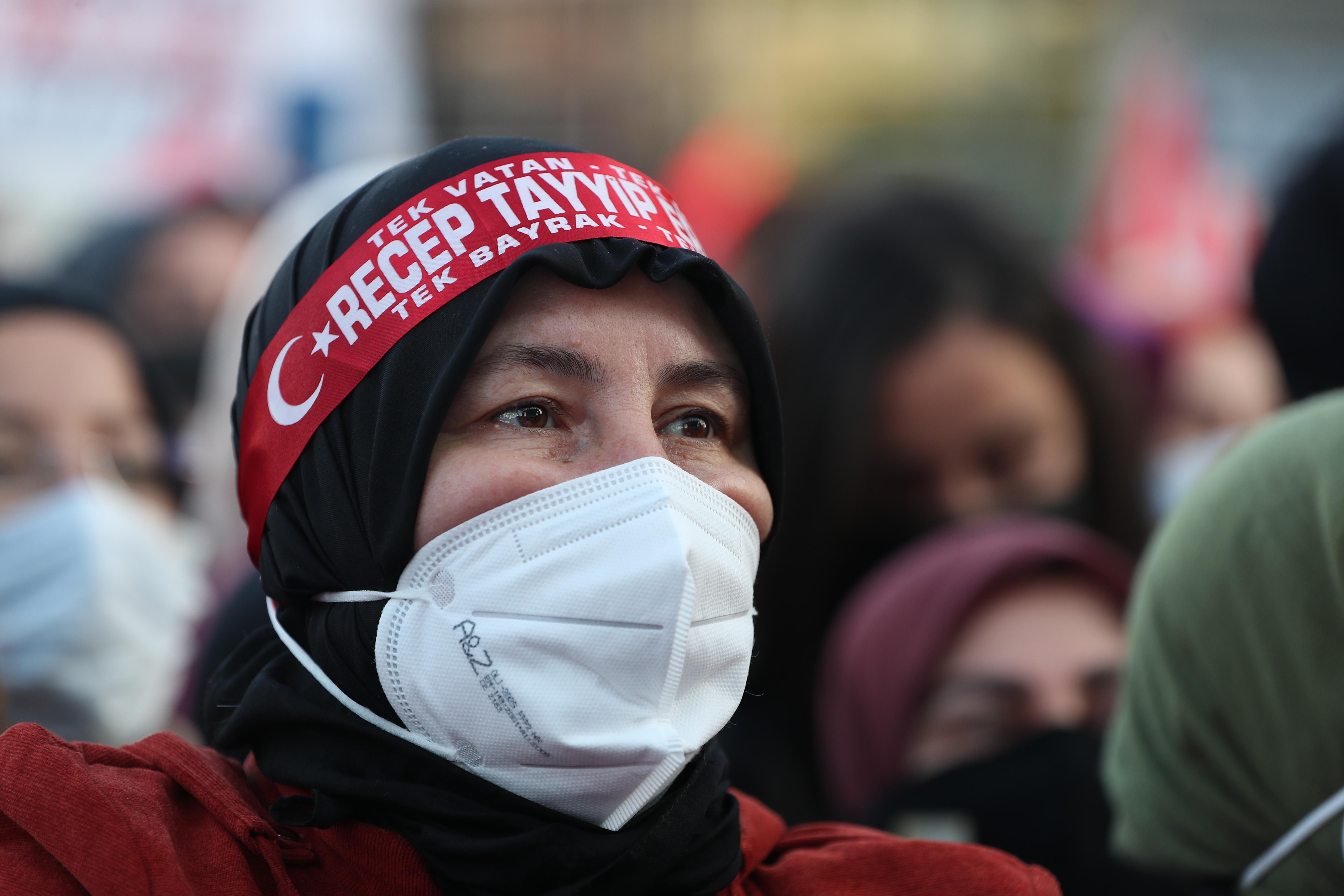 Erdoğandan Türkkana küfür tepkisi: Milletimiz sokağa çıkamaz hale getirecek