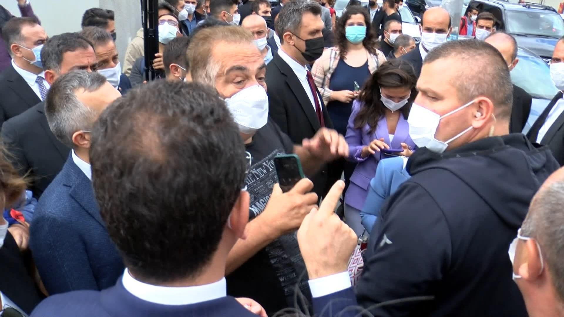 İmamoğlu ve Sabancı yenilenen Türkan Sabancı Bebek Parkını gezdi