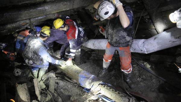 7 yaşındaki madenci çocuğu Kübra: Babamı görmedim ama çok özledim