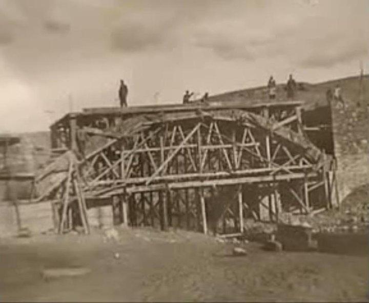 İlk kadın inşaat mühendisi Güraymanın yaptığı Kız Köprüsüne koruma