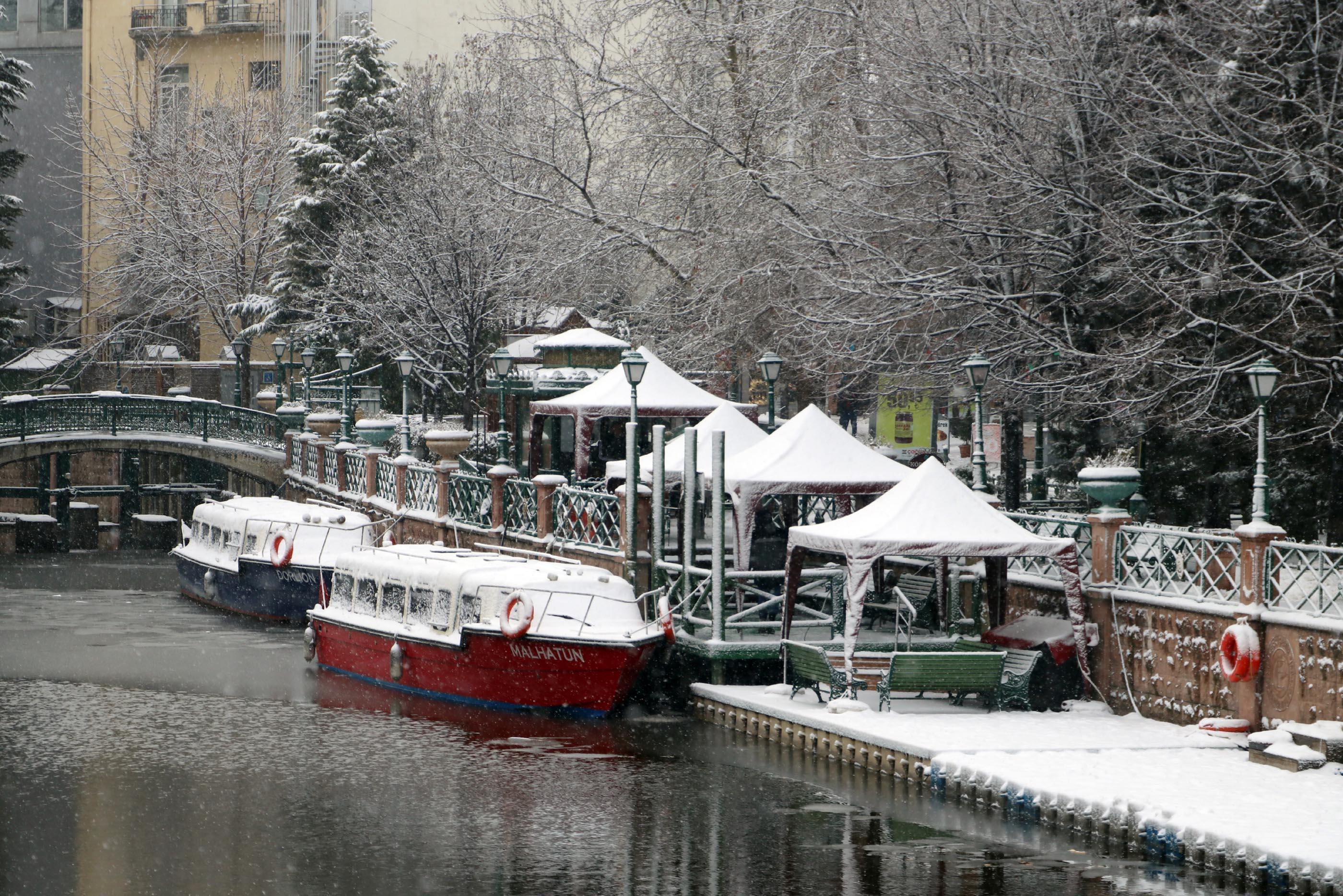 Eskişehirde kar yağışı