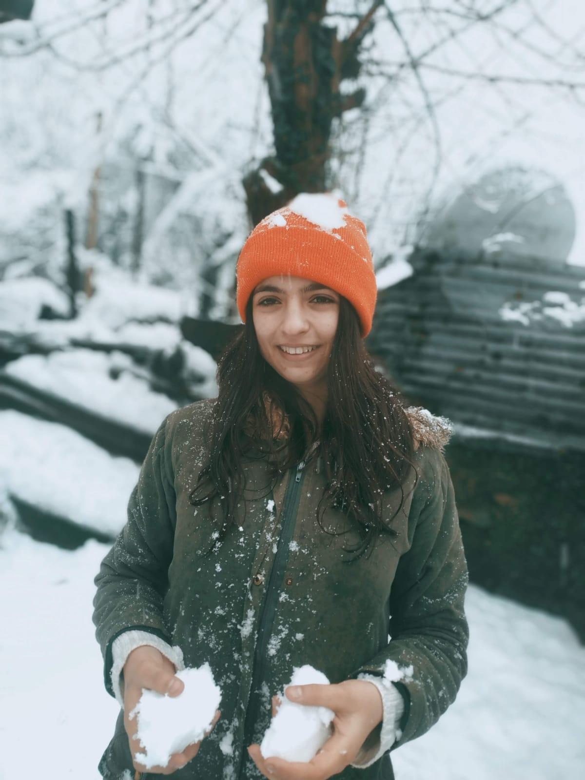 İntihar eden Damlaya tacizle suçlanan komşusu ev hapsiyle tahliye edildi