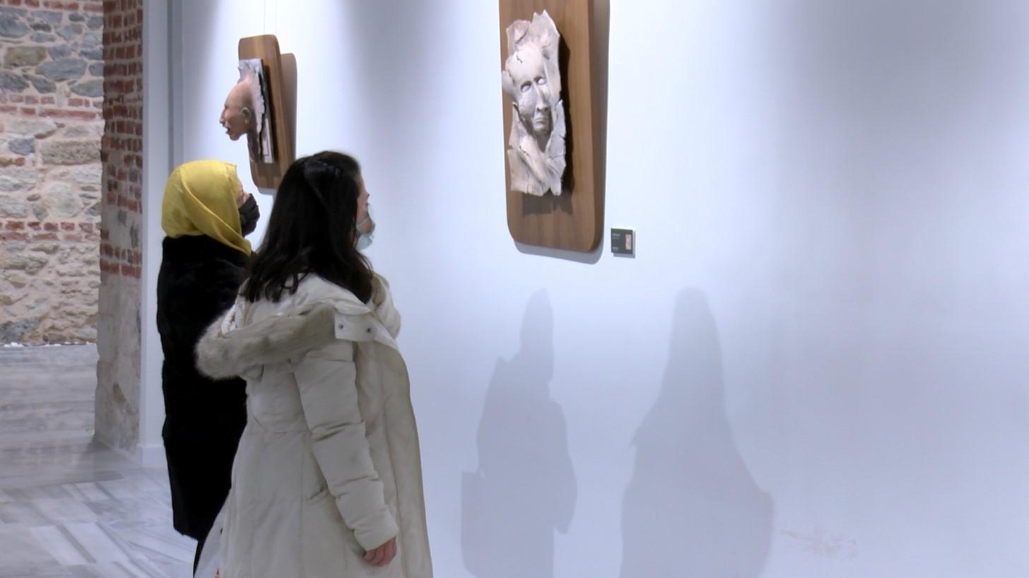 Kazlıçeşme Sanat 2022 sezonunu İsmet Yedikardeşin FORMREFORM sergisiyle açtı
