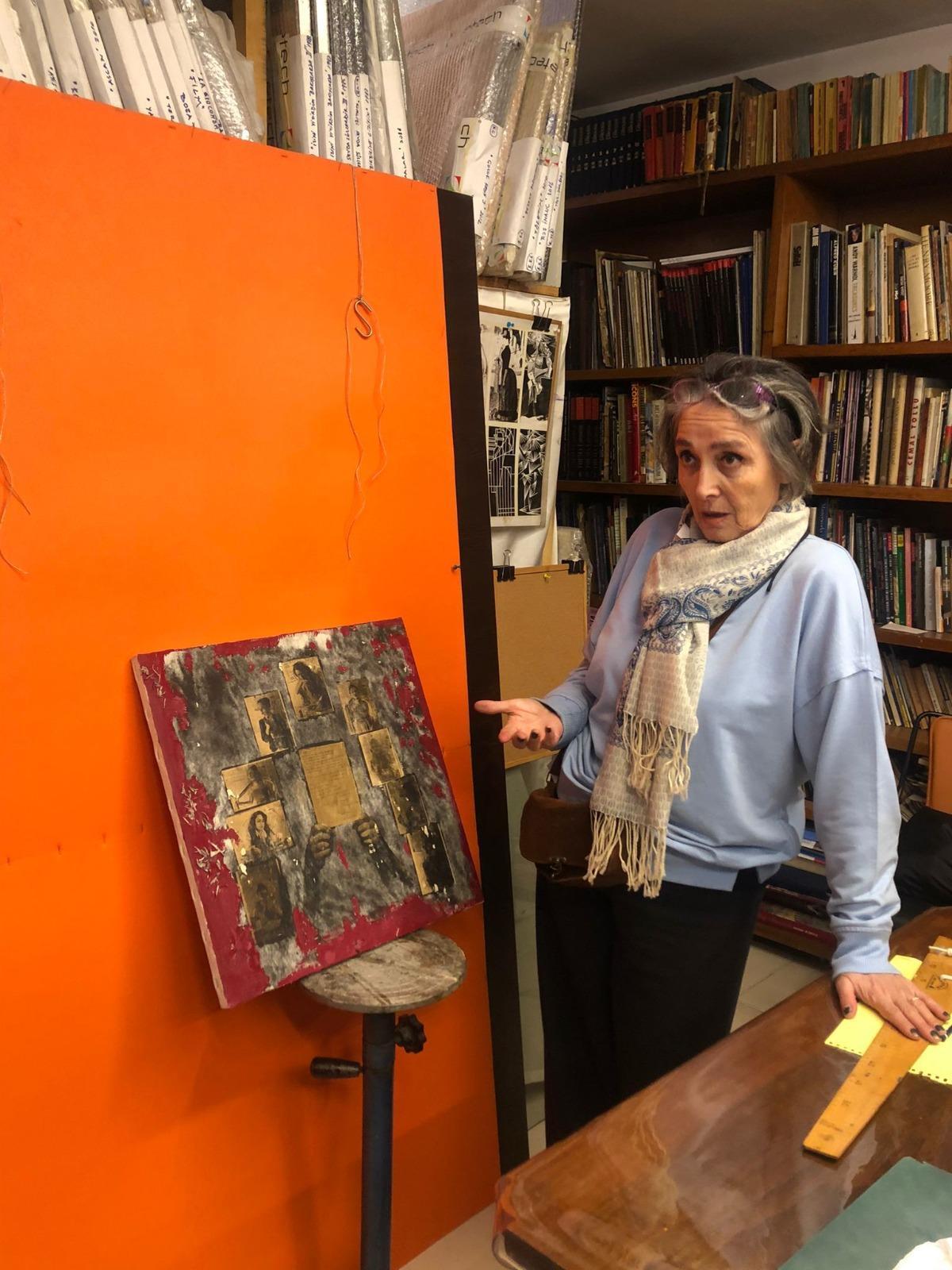 ‘GEÇİP GİDERKEN ANILARDA’ karma sergisi sanatseverlerle buluştu