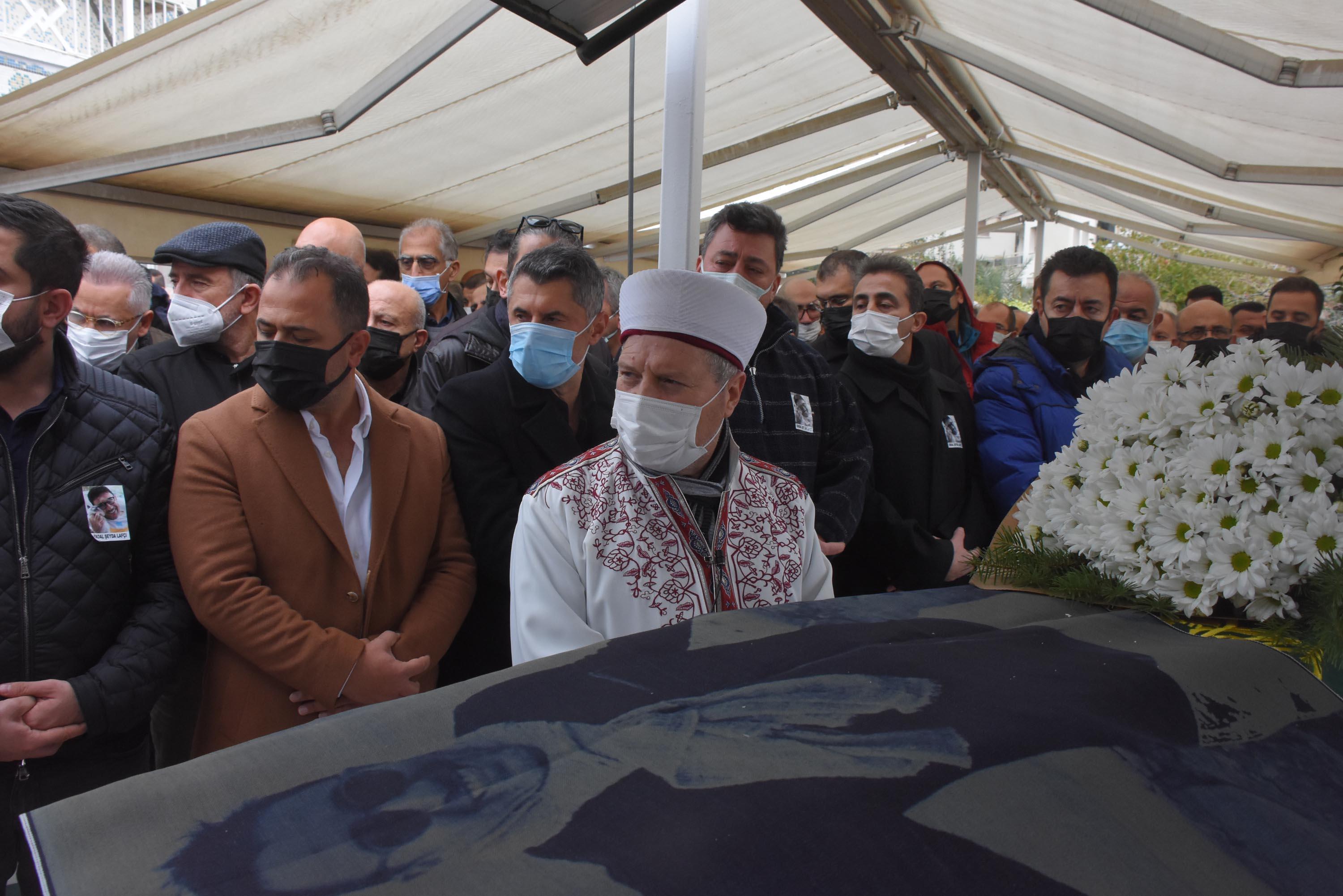 Hepsi Grubunun eski solisti Gülçinin erkek arkadaşı, son yolculuğuna uğurlandı