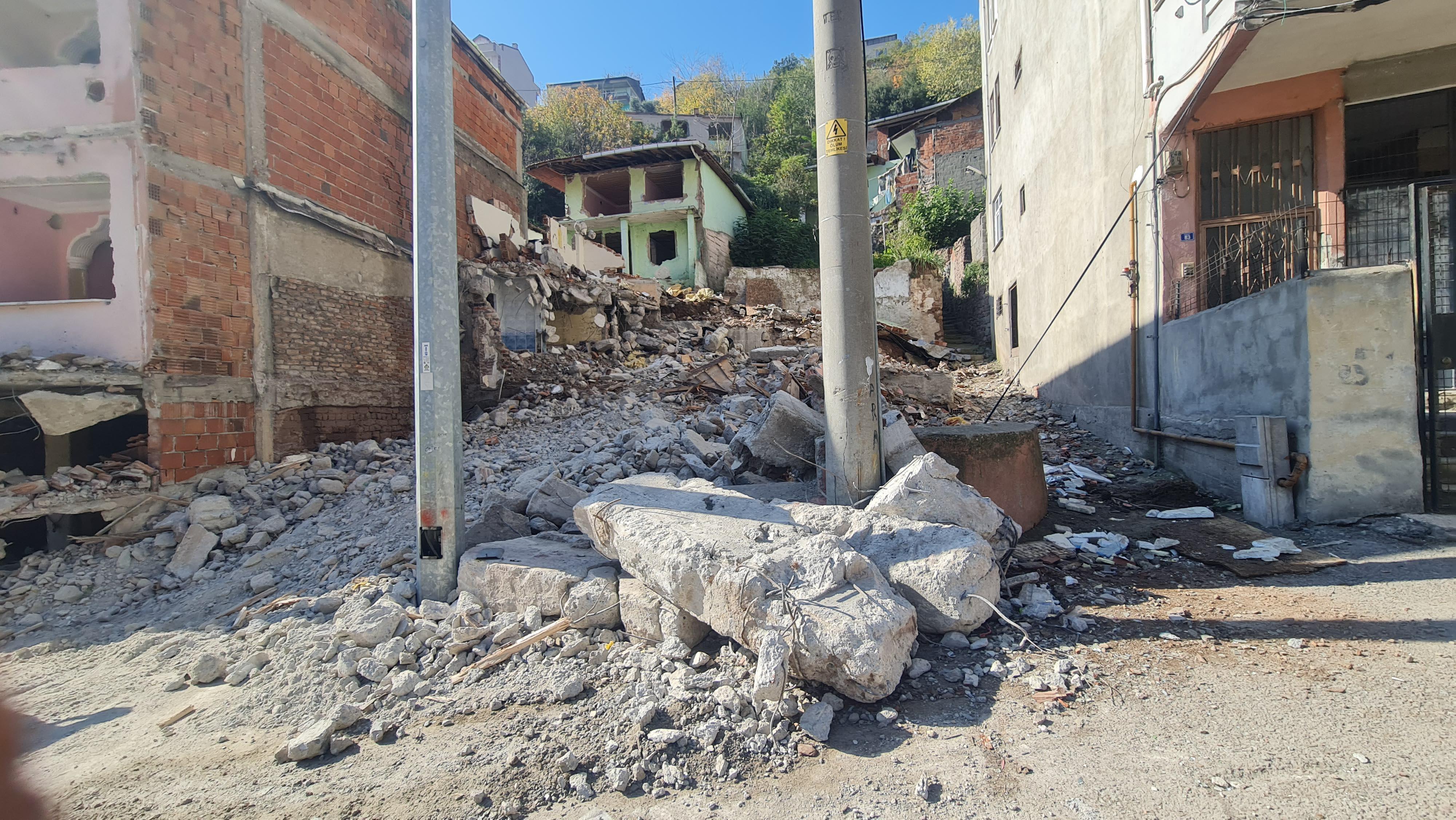 Kentsel dönüşüme giren mahalle hayalet şehre döndü