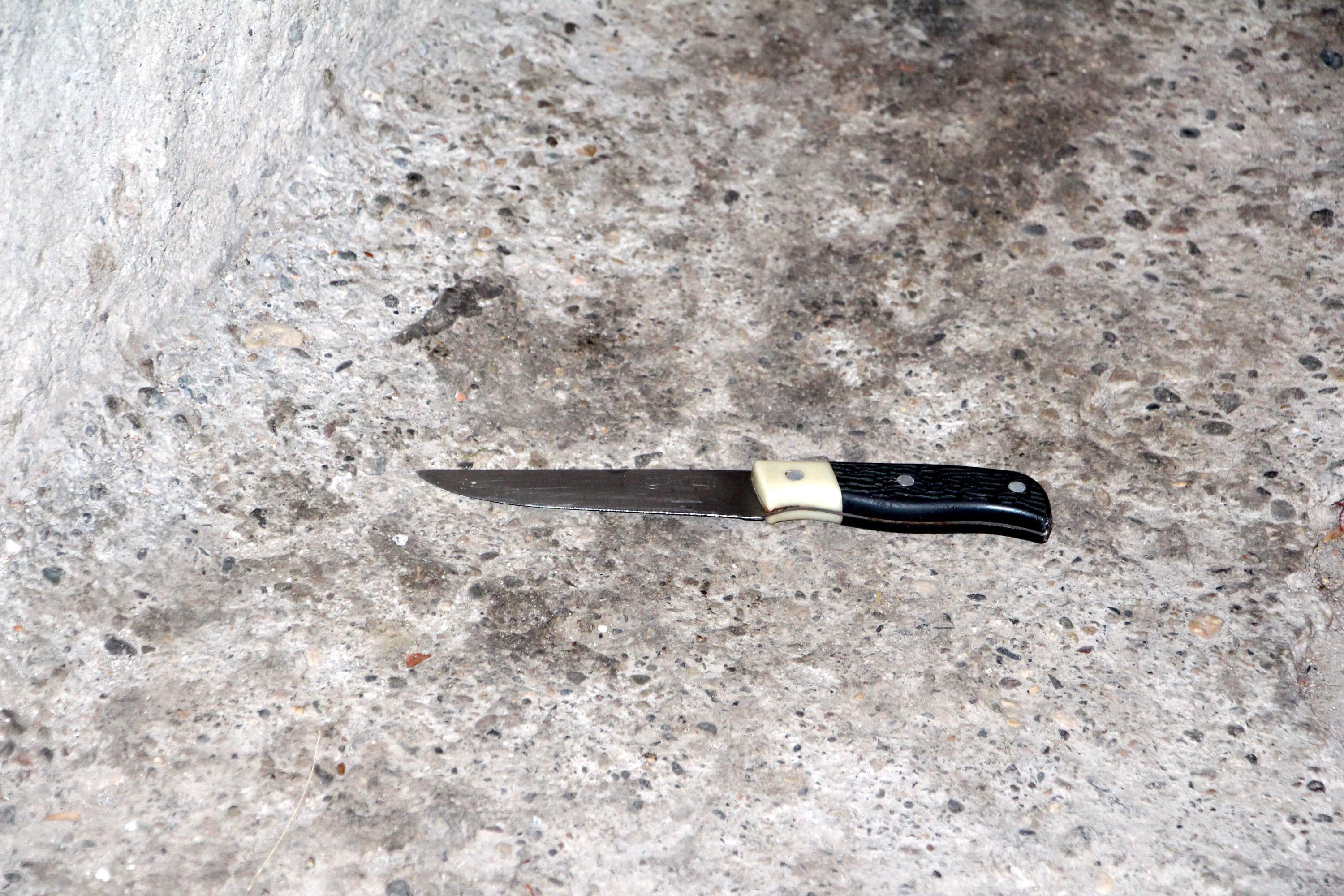 Kardeşini pompalı tüfekle öldürüp, babasını da dövdükten sonra kaçtı