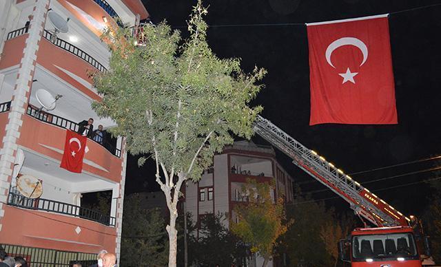 Elazığ ve Adıyamana şehit ateşi düştü