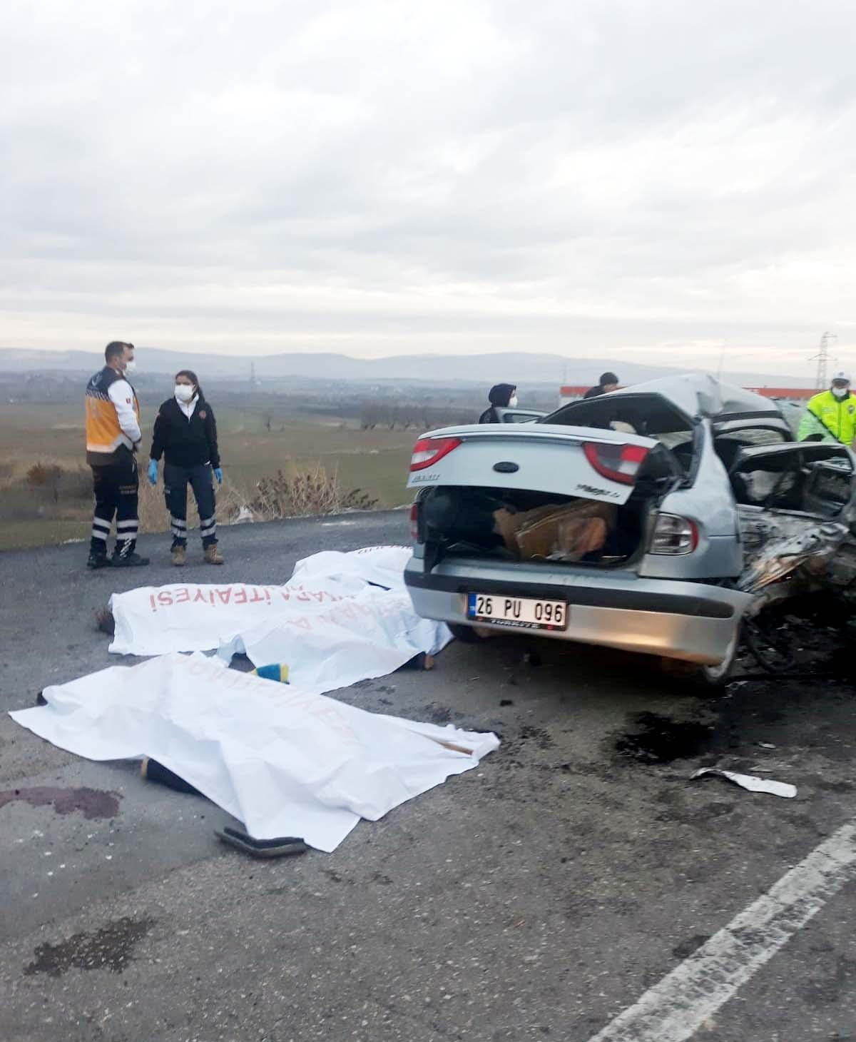 Ankarada cenaze yolunda kaza: 6 ölü, 3 yaralı