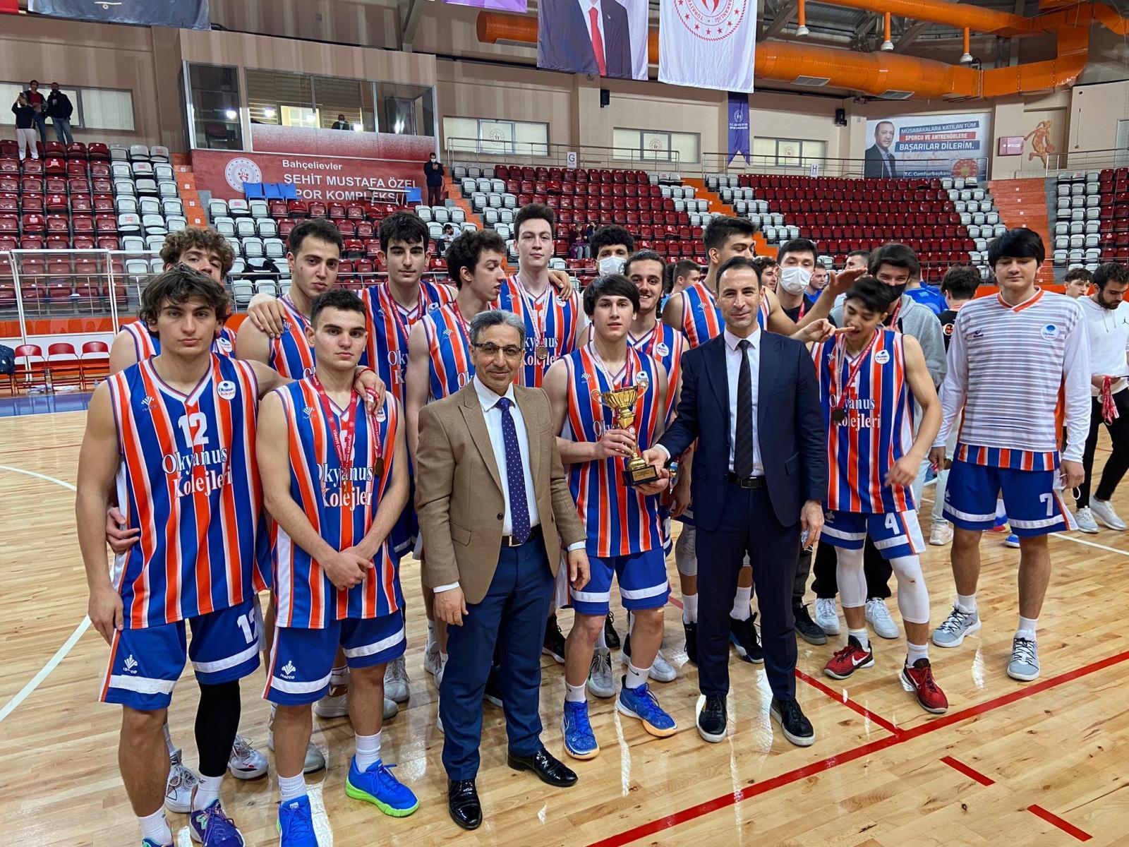 Okyanus Kolejlerinden basketbol ve voleybolda büyük başarı