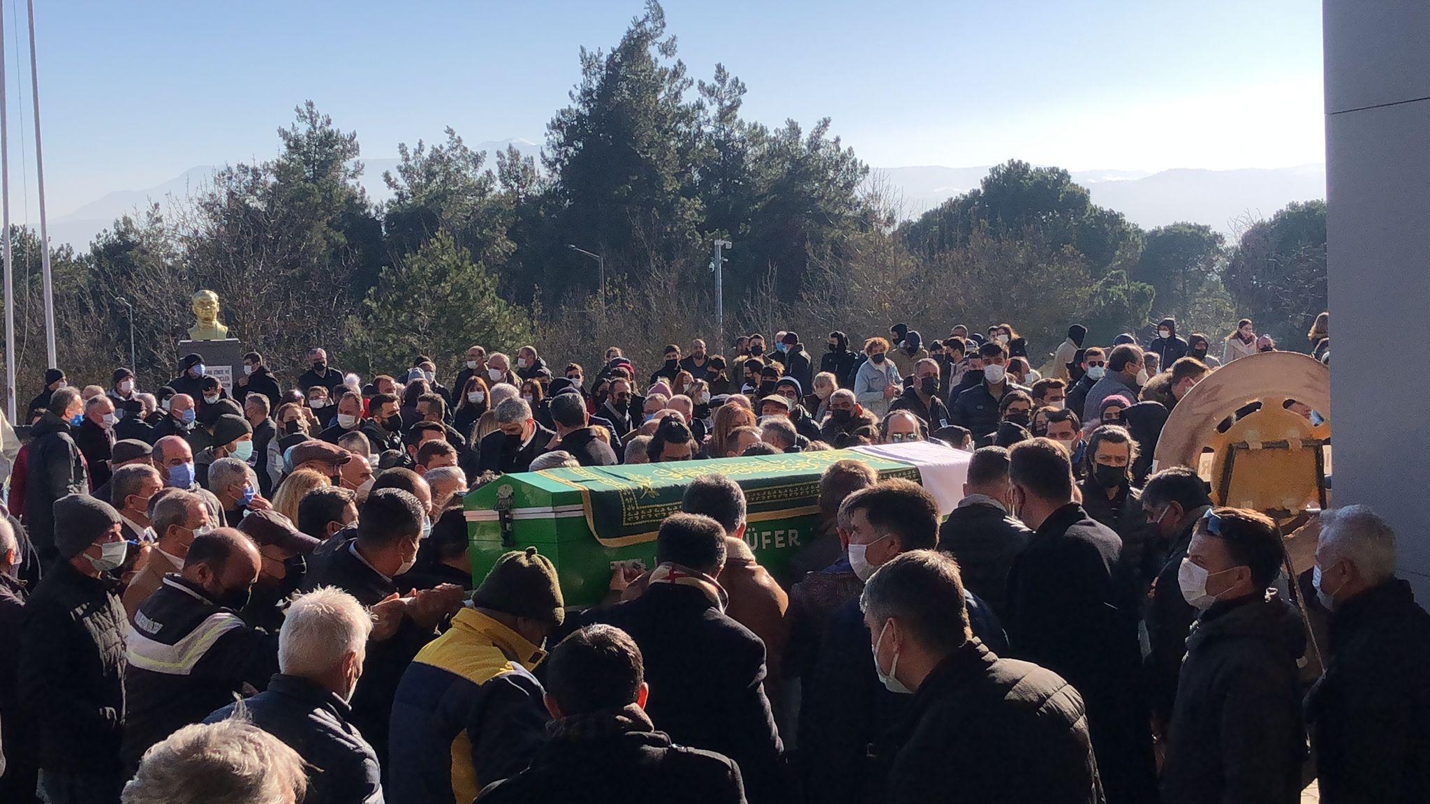 Öğretim üyesi, Veteran Basketbol Turnuvasında kalp krizi geçirmiş