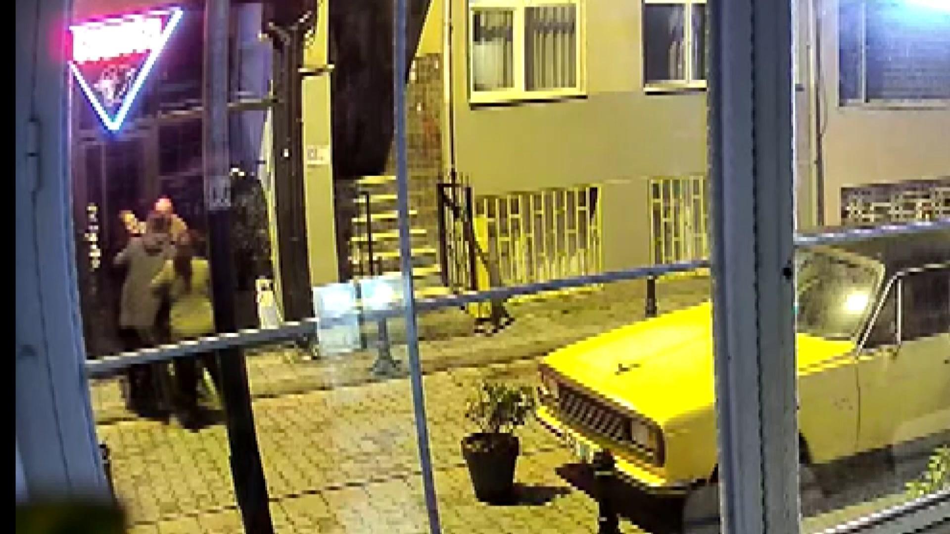 Modada sokağa idrar yapma kavgası: Yaşananları anlattı