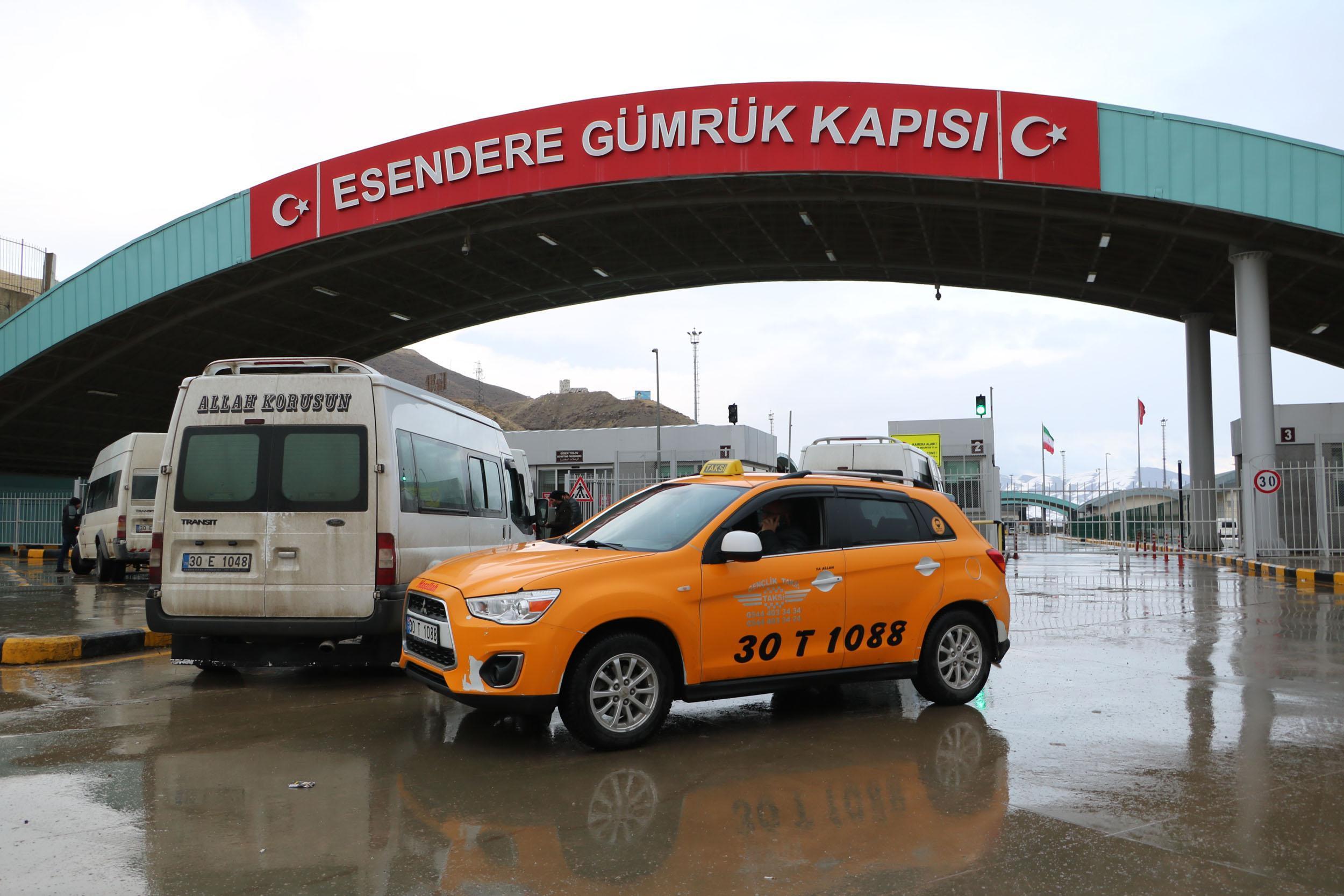 Esendere Gümrük Kapısı yeniden açıldı