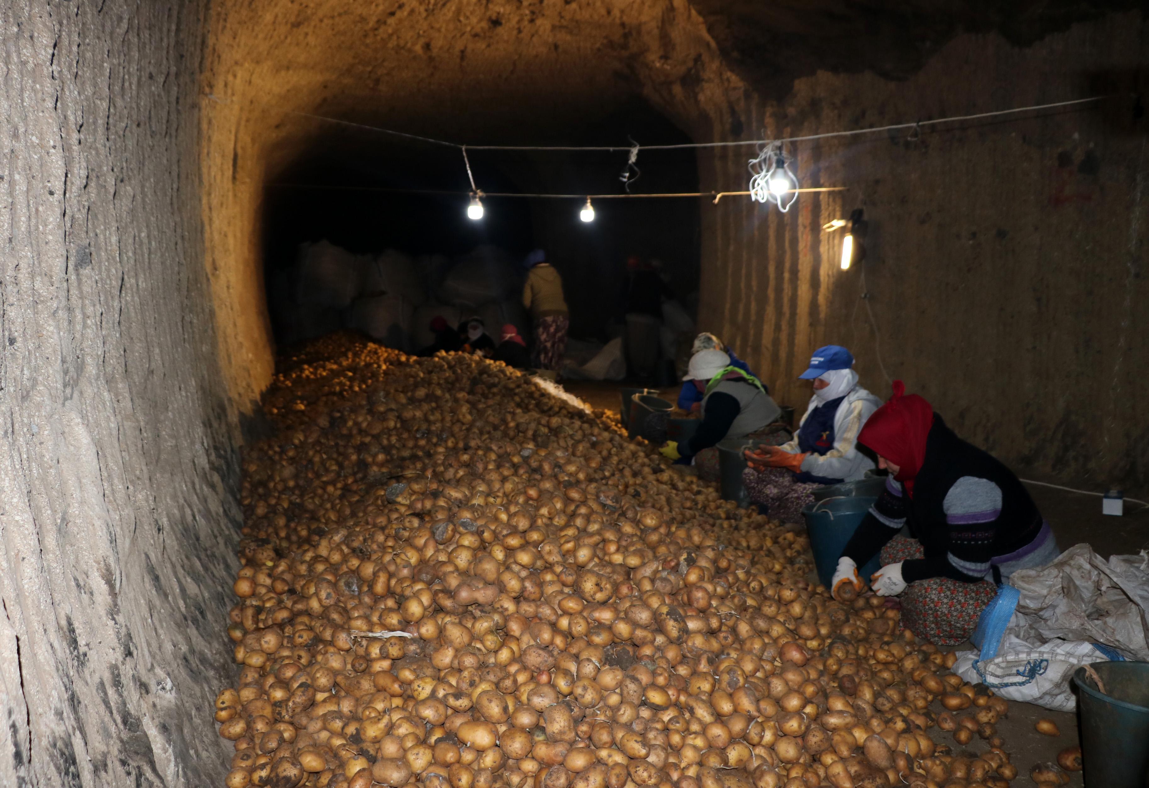 Mağarada saklı lezzet Sandıklı patatesi