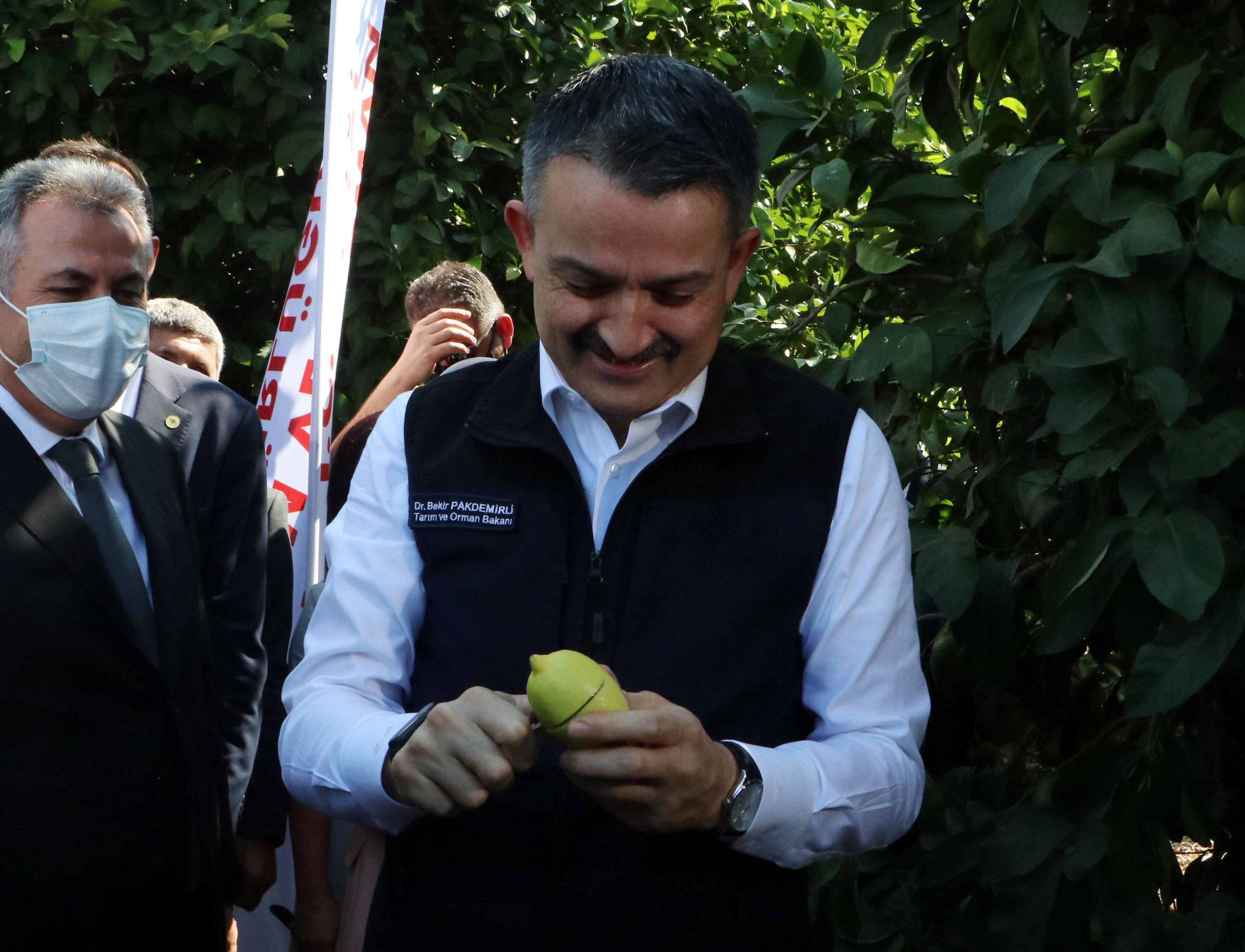 Bakan Pakdemirli: Doğal kaynakları verimli kullanmak zorunluluk haline geldi