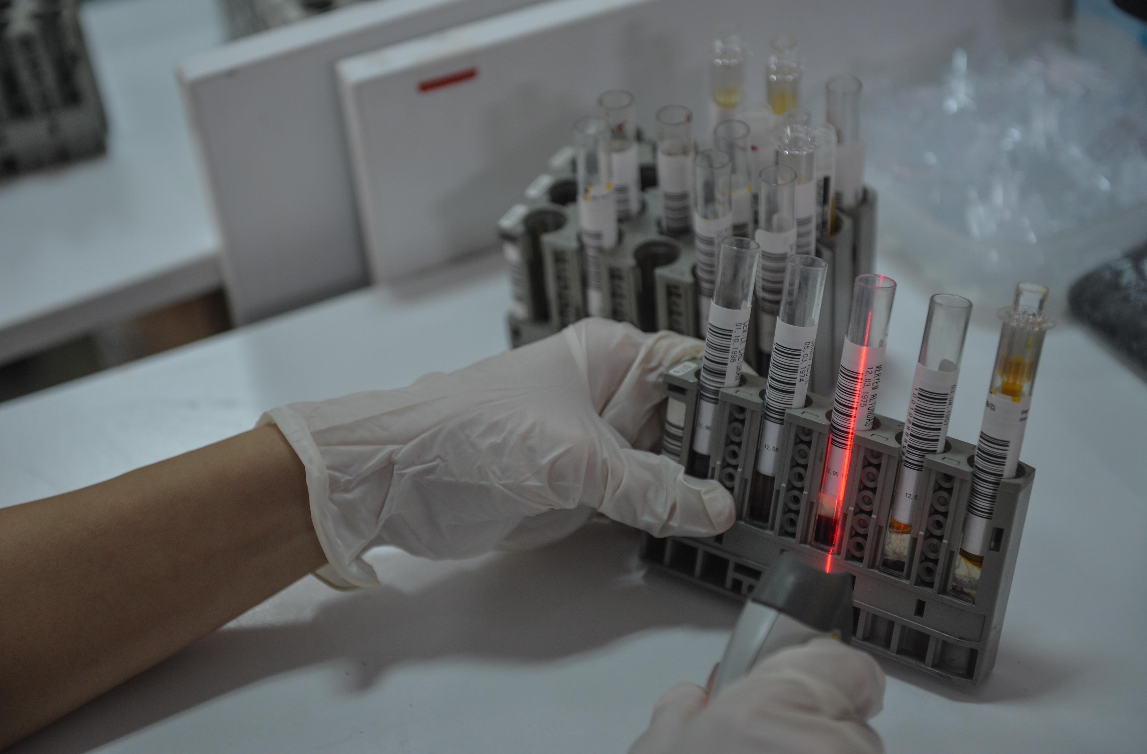 İstanbuldaki laboratuvarlarda 6 Eylül hazırlığı