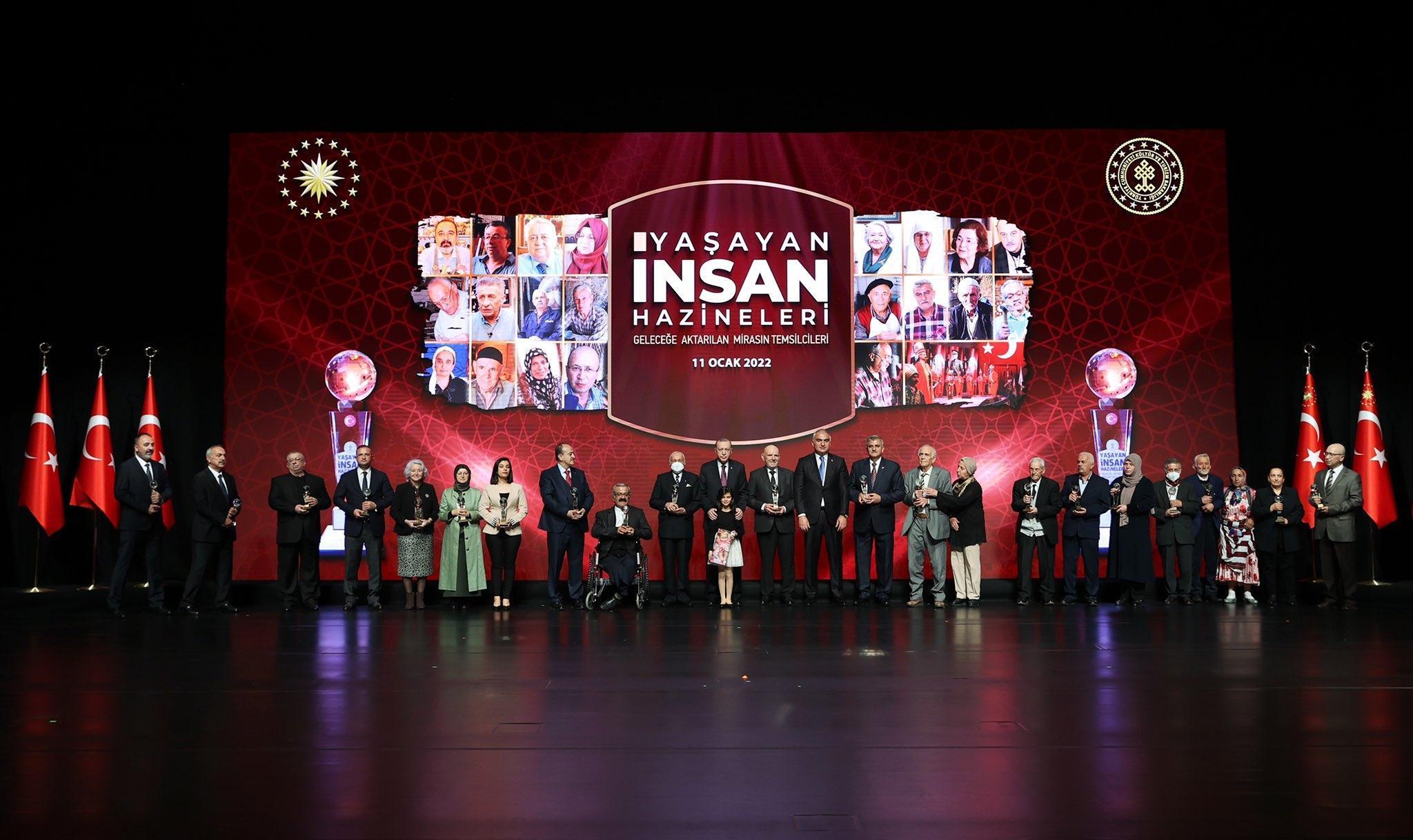 Erdoğan: Asıl mücadele geleceğin hangi kodlarla inşa edileceği konusunda